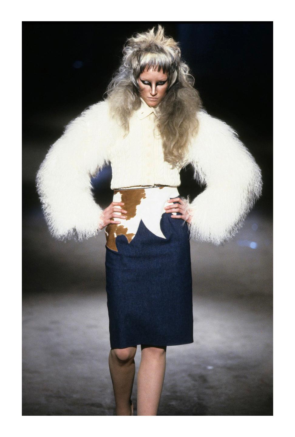 ALEXANDER McQUEEN F/W 1997 It's A Jungle Out There Cowhide Trousers Weite Hosen im Angebot 4