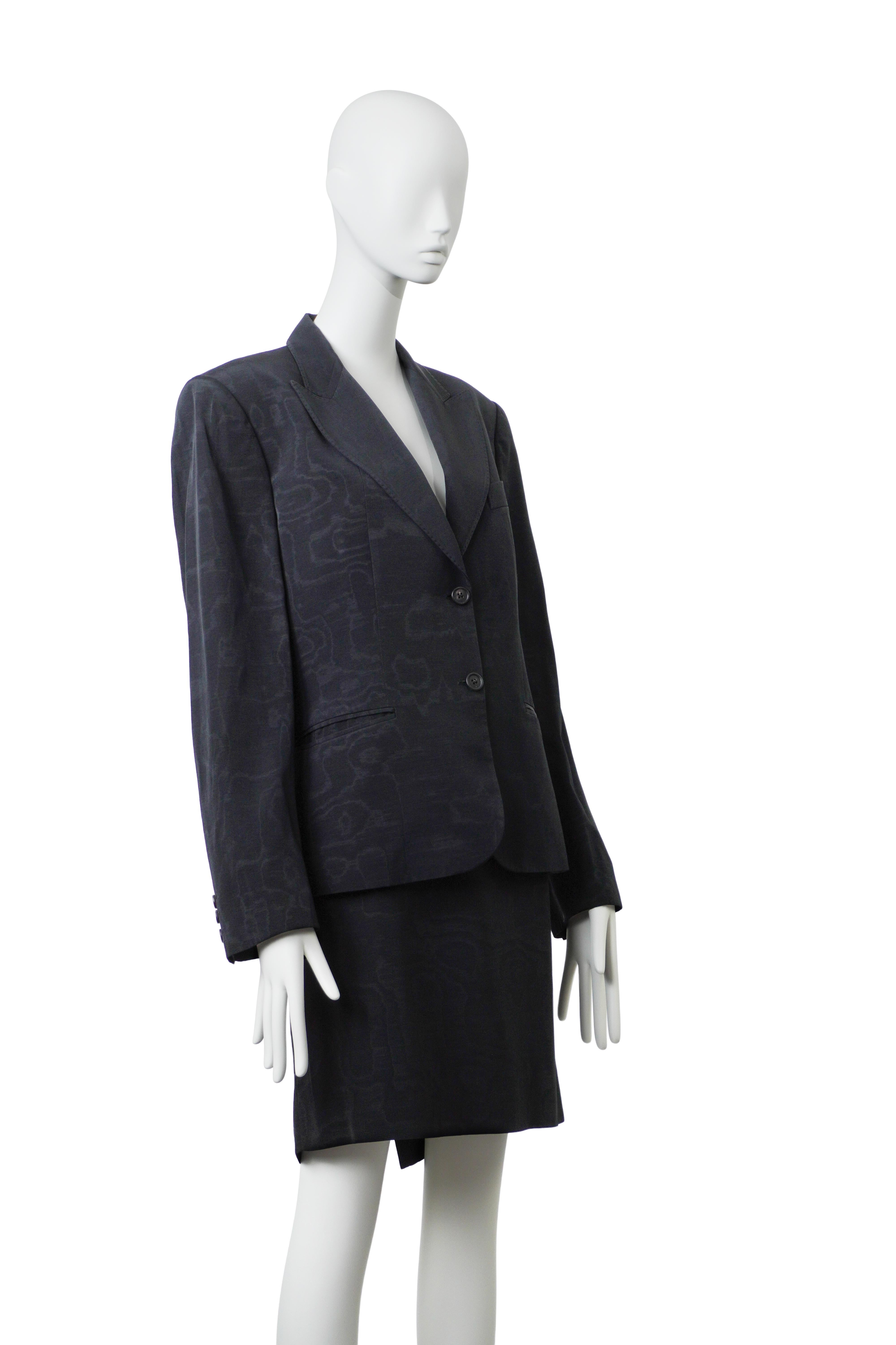 Alexander McQueen F/W 2001 Costume 