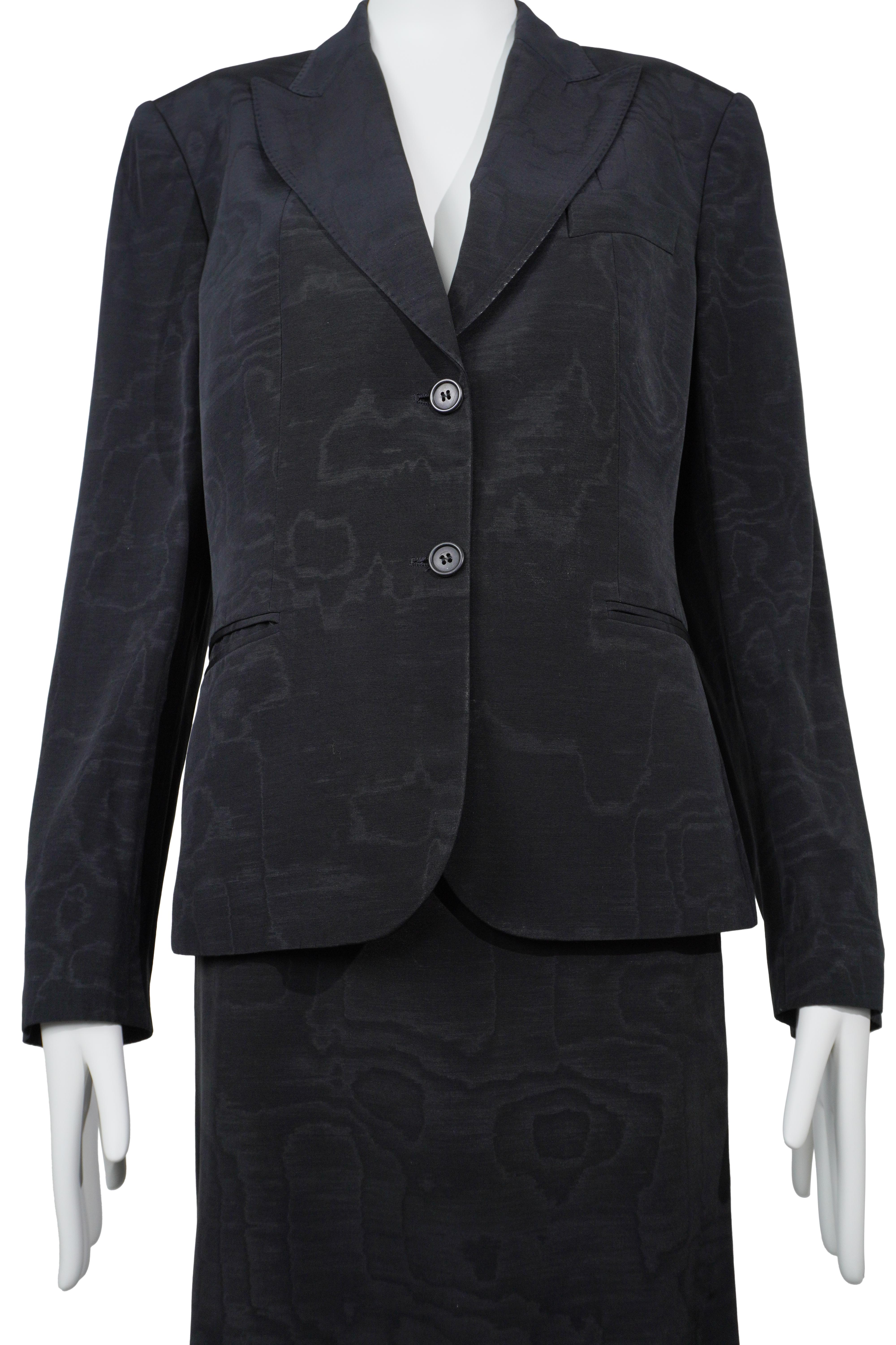 Noir Alexander McQueen F/W 2001 Costume 