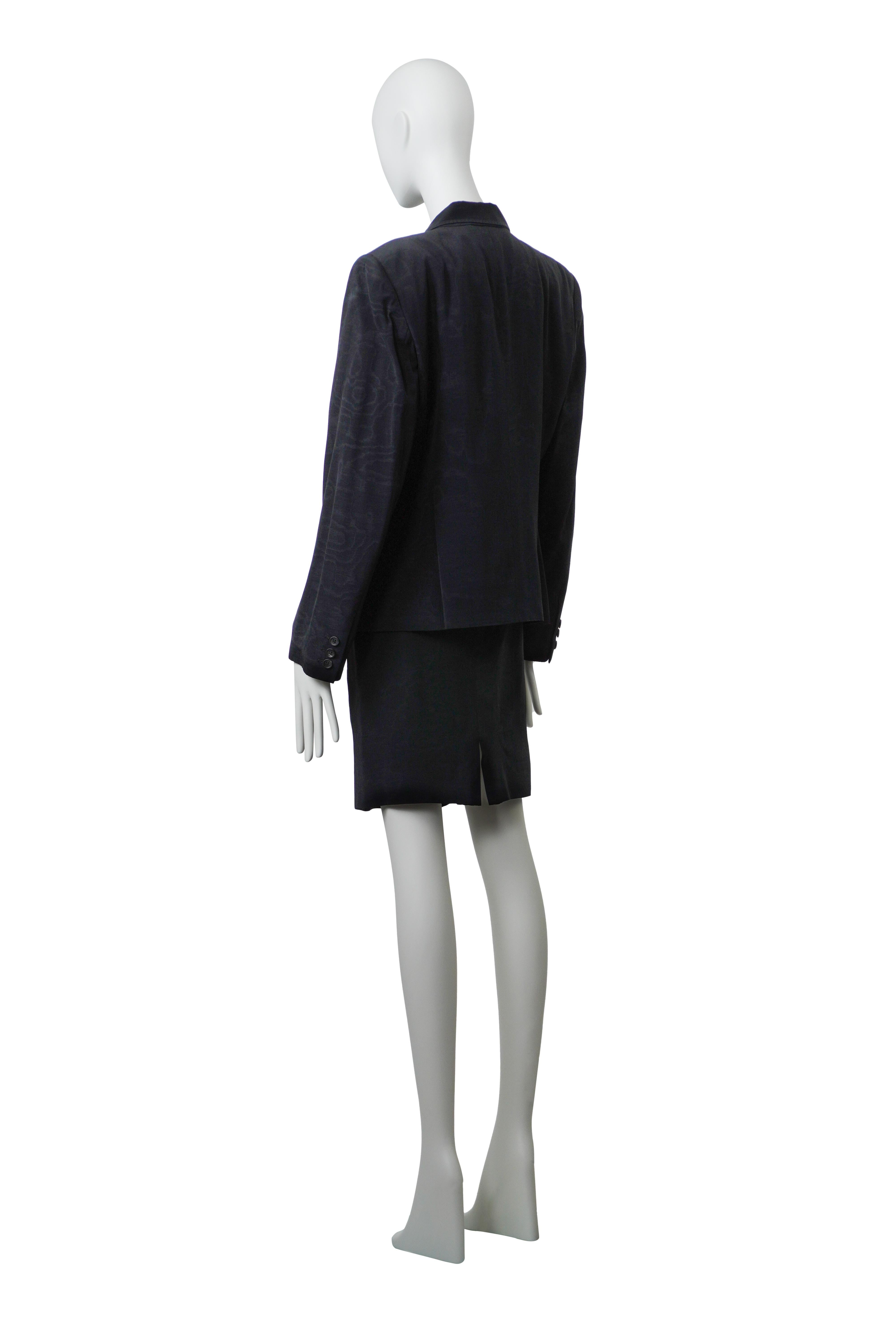 Alexander McQueen F/W 2001 Costume 