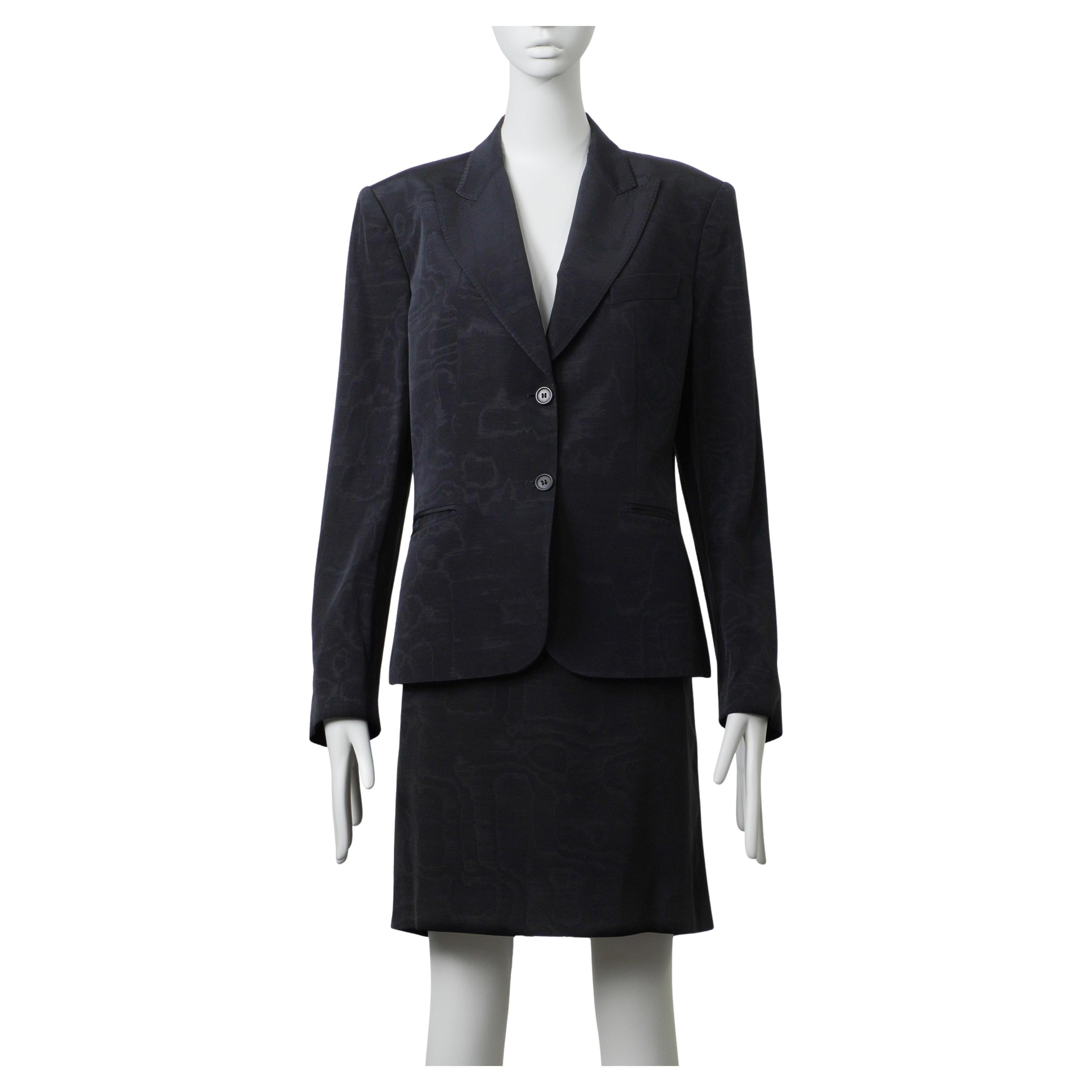 What is the difference between McQ and McQueen?