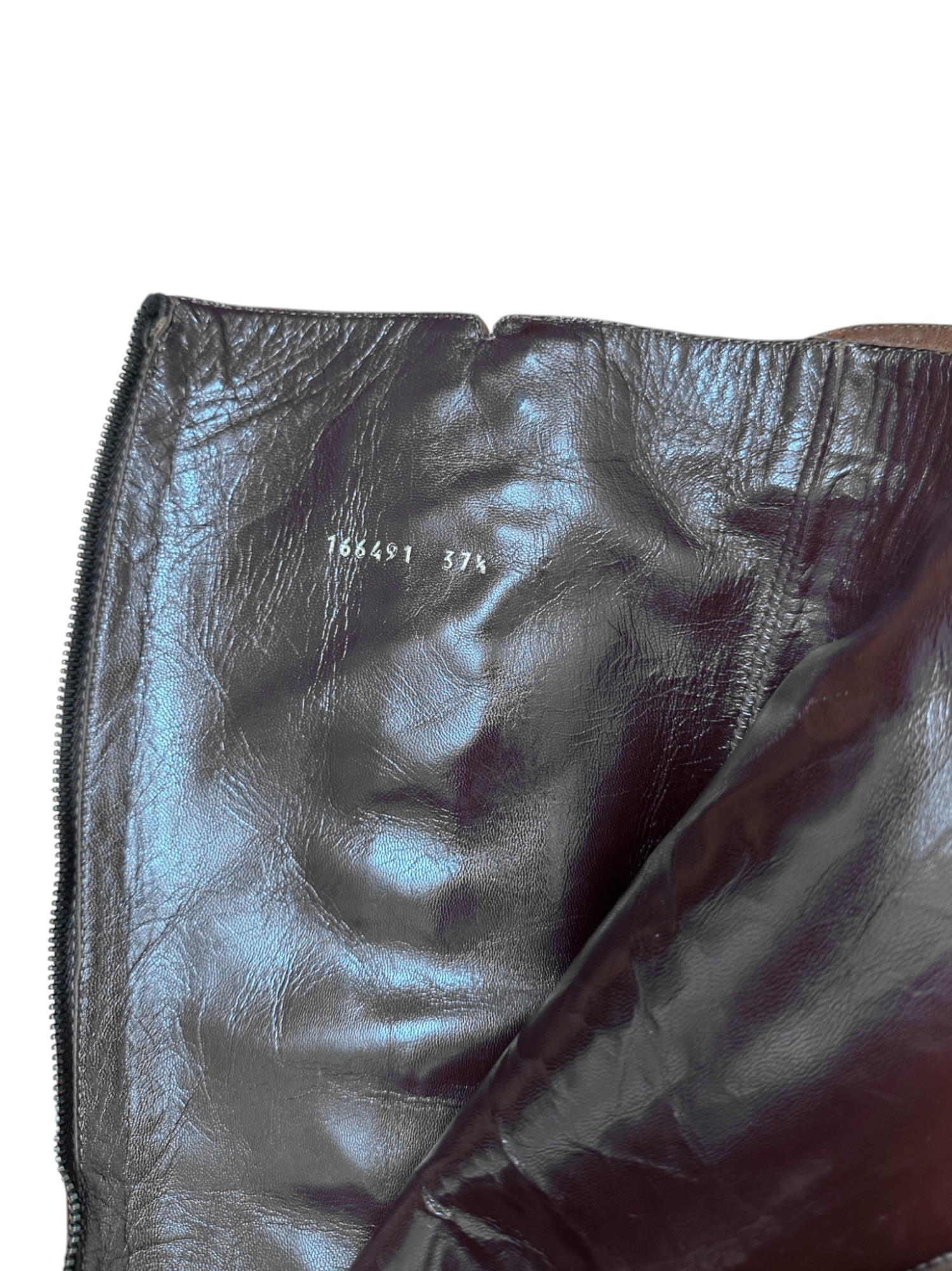 Botas de piel marrón con cordones Alexander McQueen F/W 2006 en venta 4