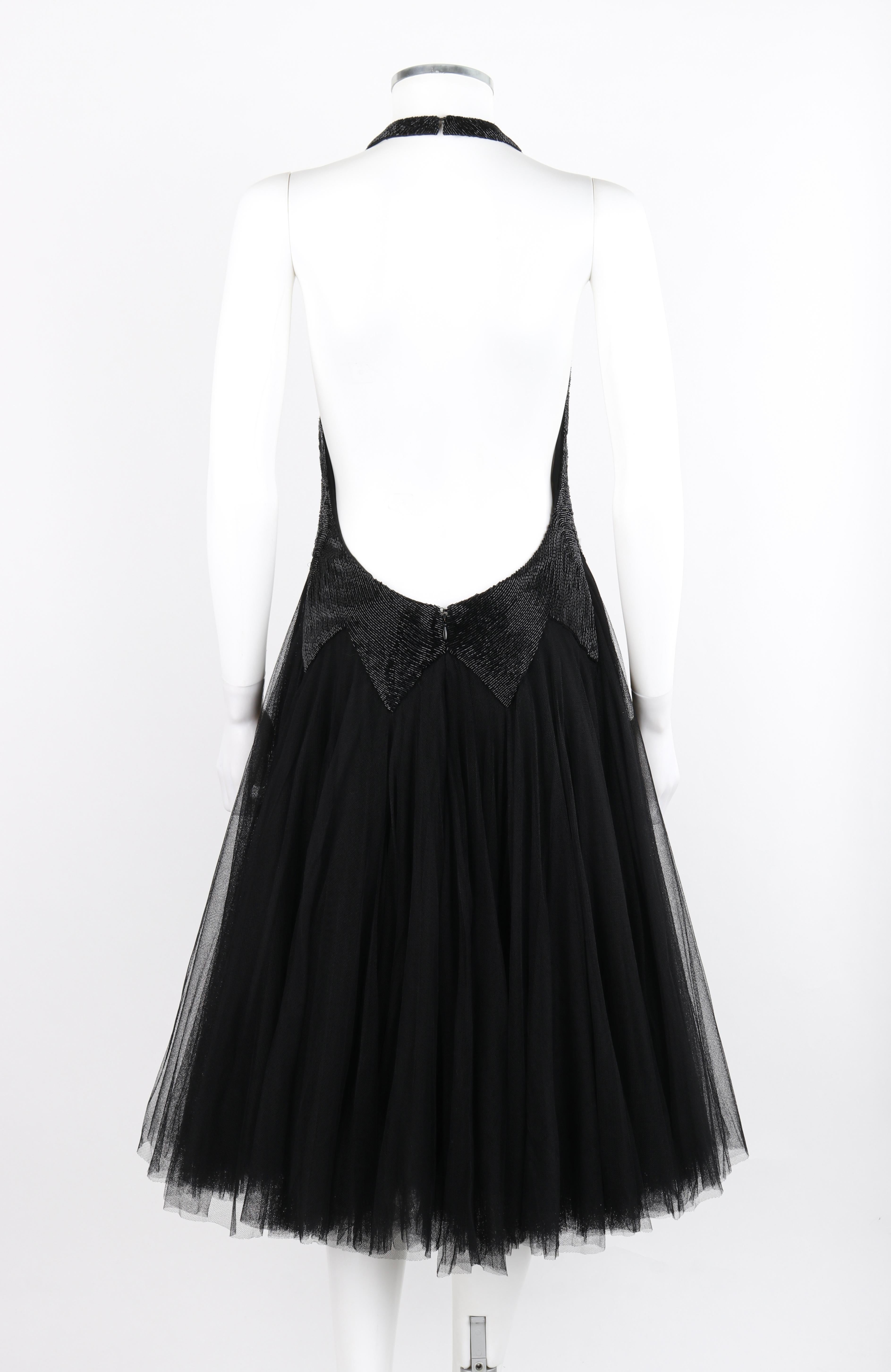 ALEXANDER McQUEEN F/H 2007 - Robe dos nu perlé en tulle superposé noir Pour femmes en vente