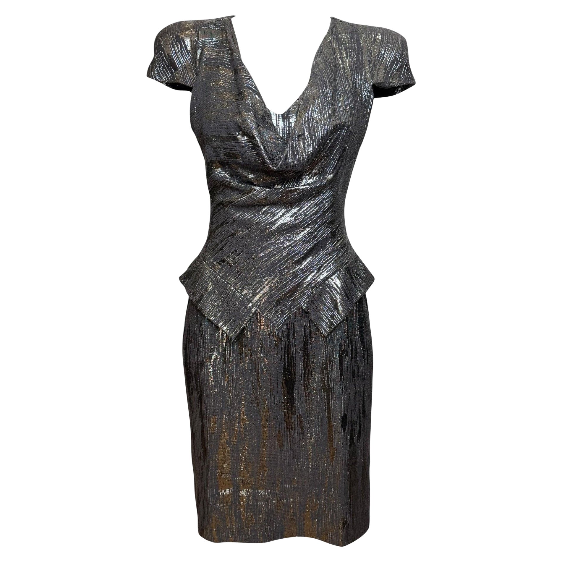 Alexander McQueen F/W 2009 The Horn of Plenty Metallic-Lamé-Kleid