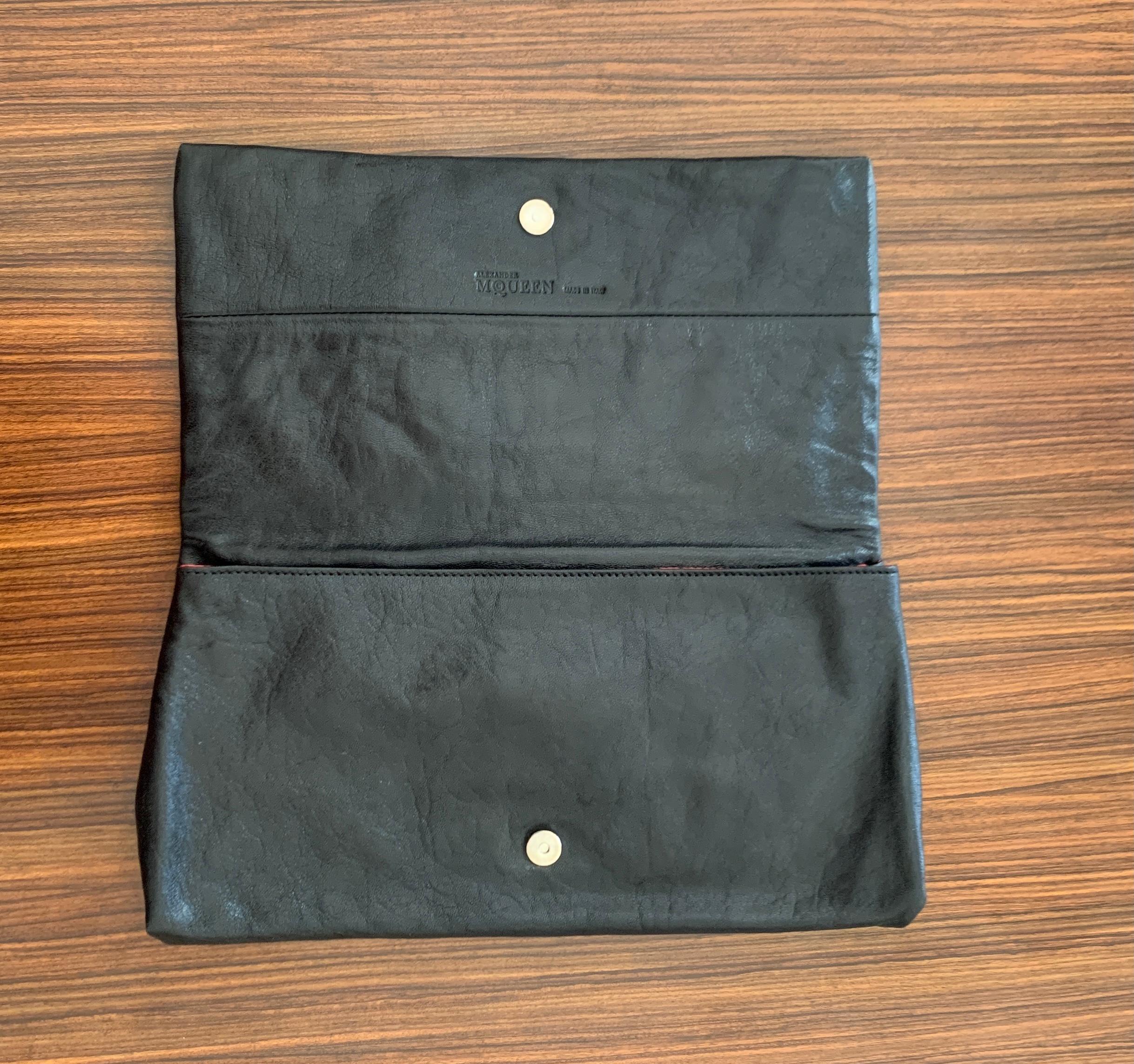 Alexander McQueen Faithful Glove Clutch in Black Leather  In Good Condition In San Francisco, CA