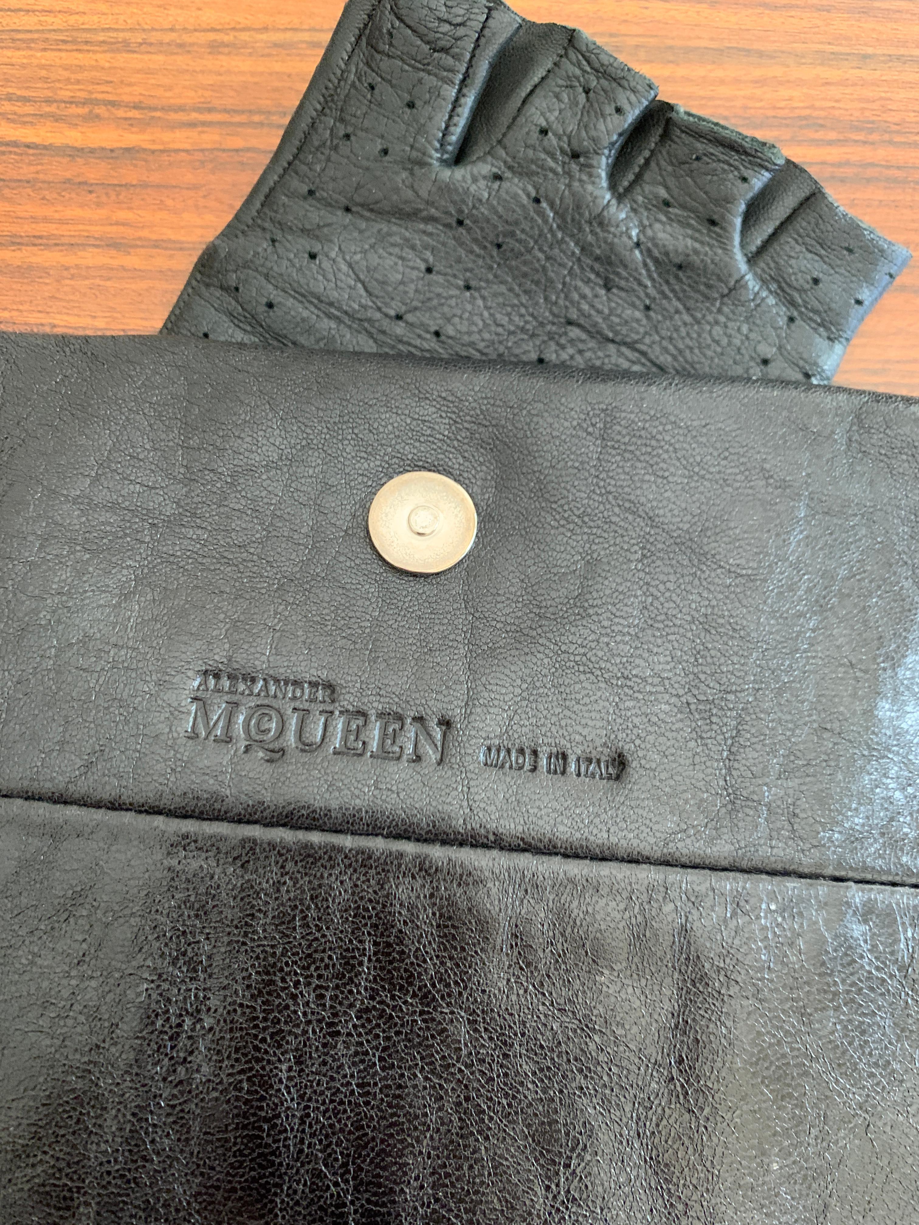 Alexander McQueen Faithful Glove Clutch in Black Leather  1