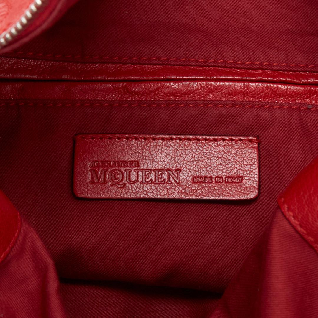 ALEXANDER MCQUEEN Faithful red leather zip biker detail crossbody bag For Sale 5