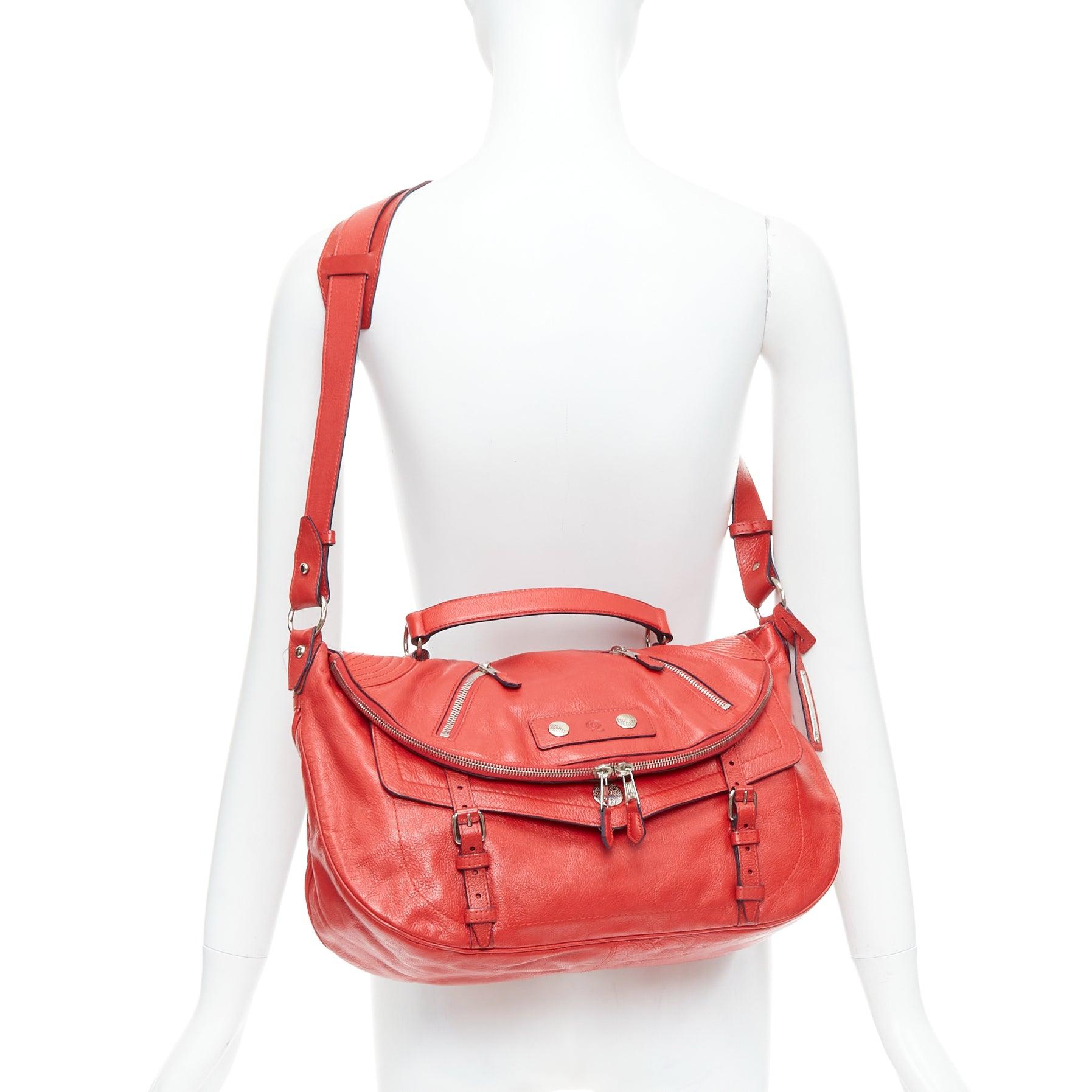 ALEXANDER MCQUEEN Faithful red leather zip biker detail crossbody bag
Reference: ALCU/A00029
Brand: Alexander McQueen
Model: Faithful
Material: Leather
Color: Red, Silver
Pattern: Solid
Closure: Zip
Lining: Red Fabric
Extra Details: Faithful bag is