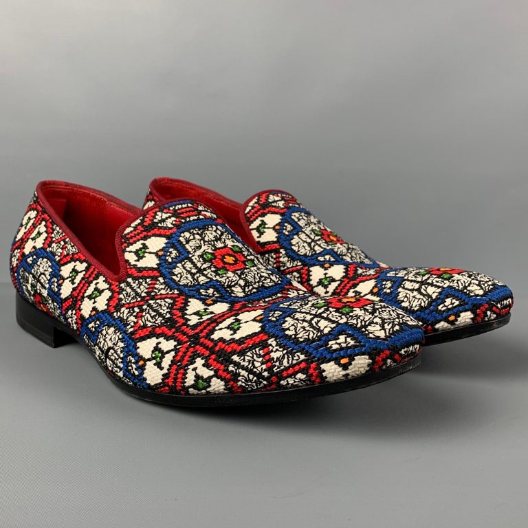 ALEXANDER McQUEEN Fall 2013 loafers comes in a multi-color woven stained glass textile fabric featuring a slip on style and a leather sole. Made in Italy.  

Excellent Pre-Owned Condition.
Marked: 45
Original Retail Price: $895.00

Outsole: 12.5 in.