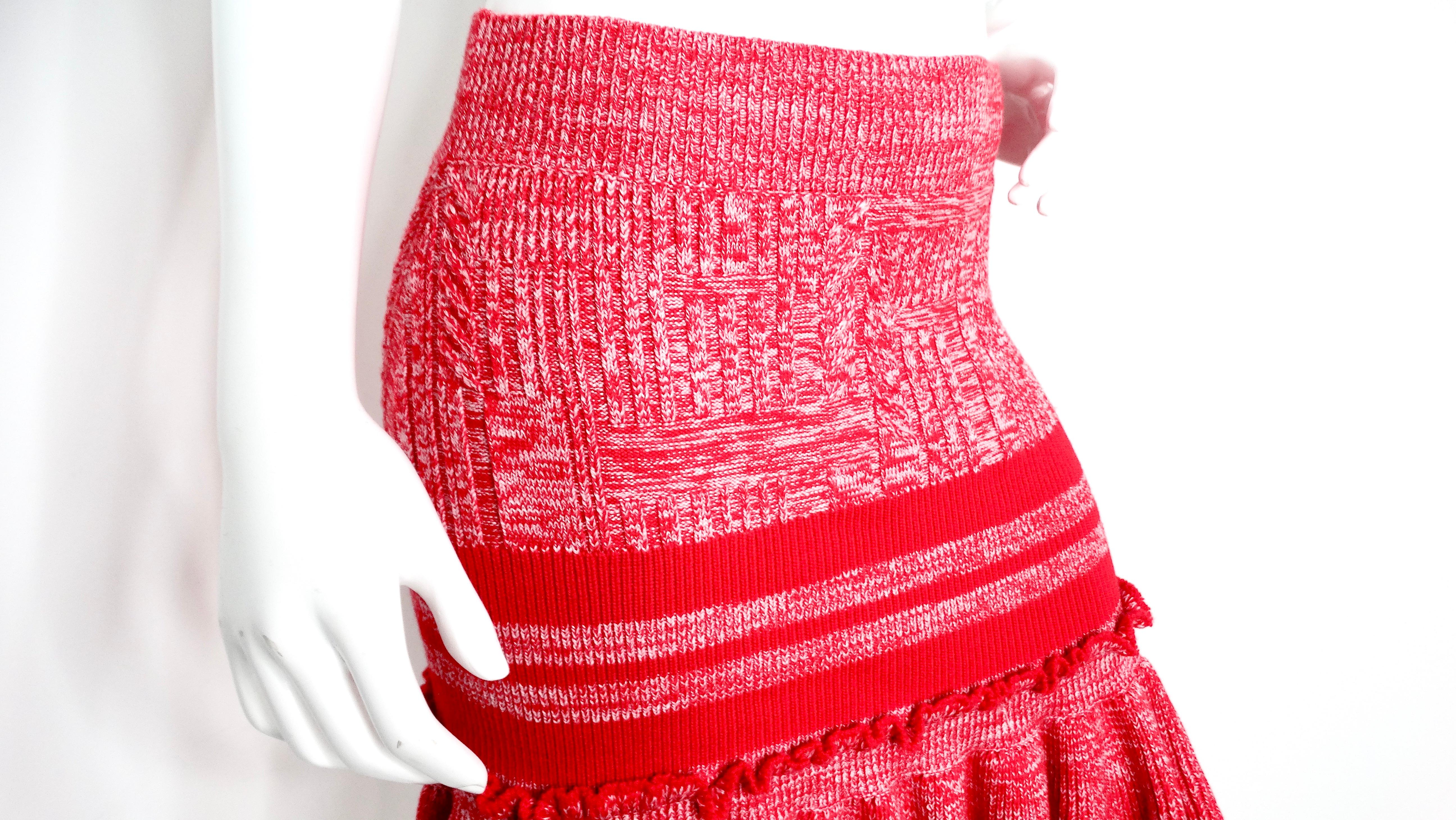 Alexander McQueen - Minijupe à volants en maille épaisse - Rouge flamboyant Bon état - En vente à Scottsdale, AZ