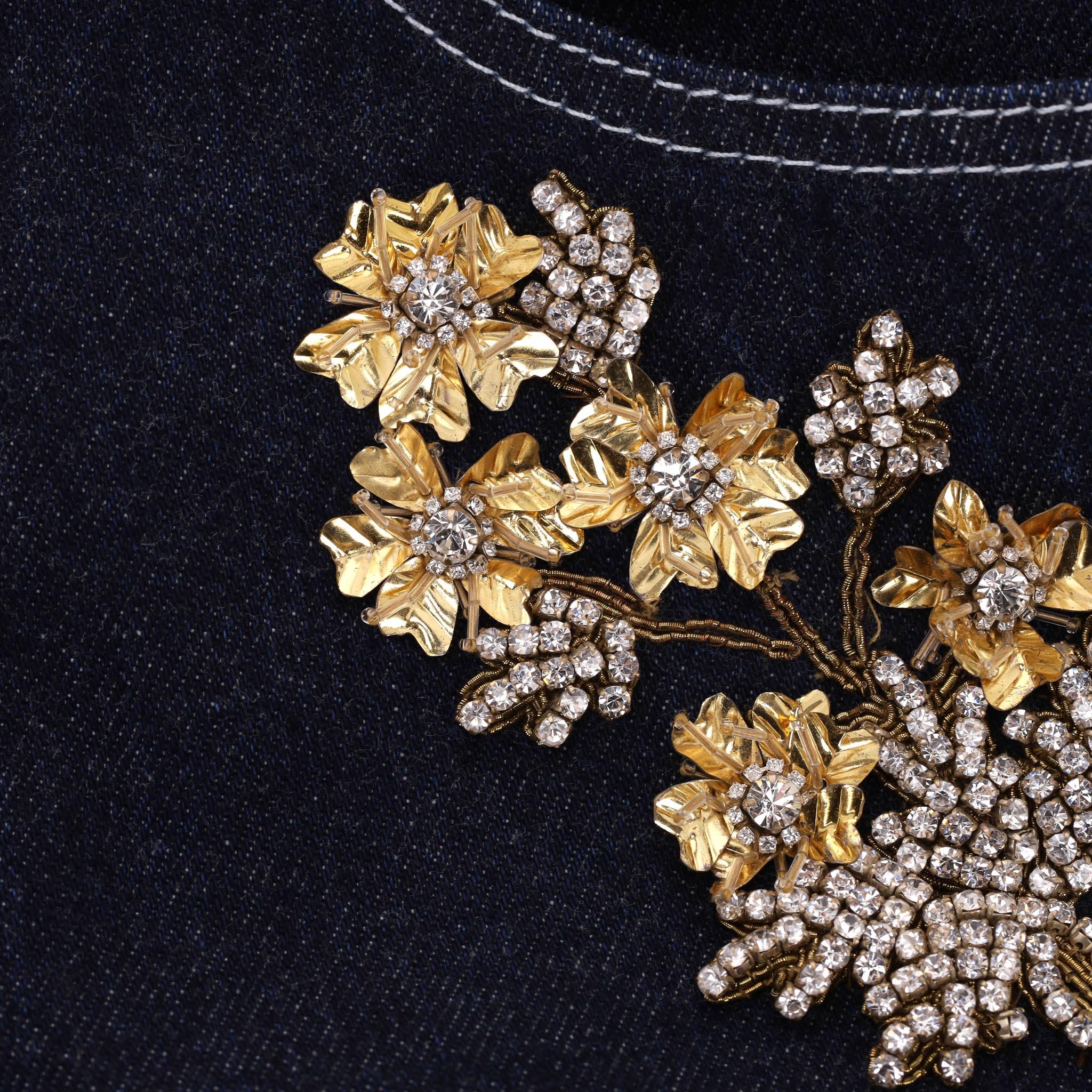 Alexander McQueen Floral Embroidered Boyfriend Jeans in vendita 2