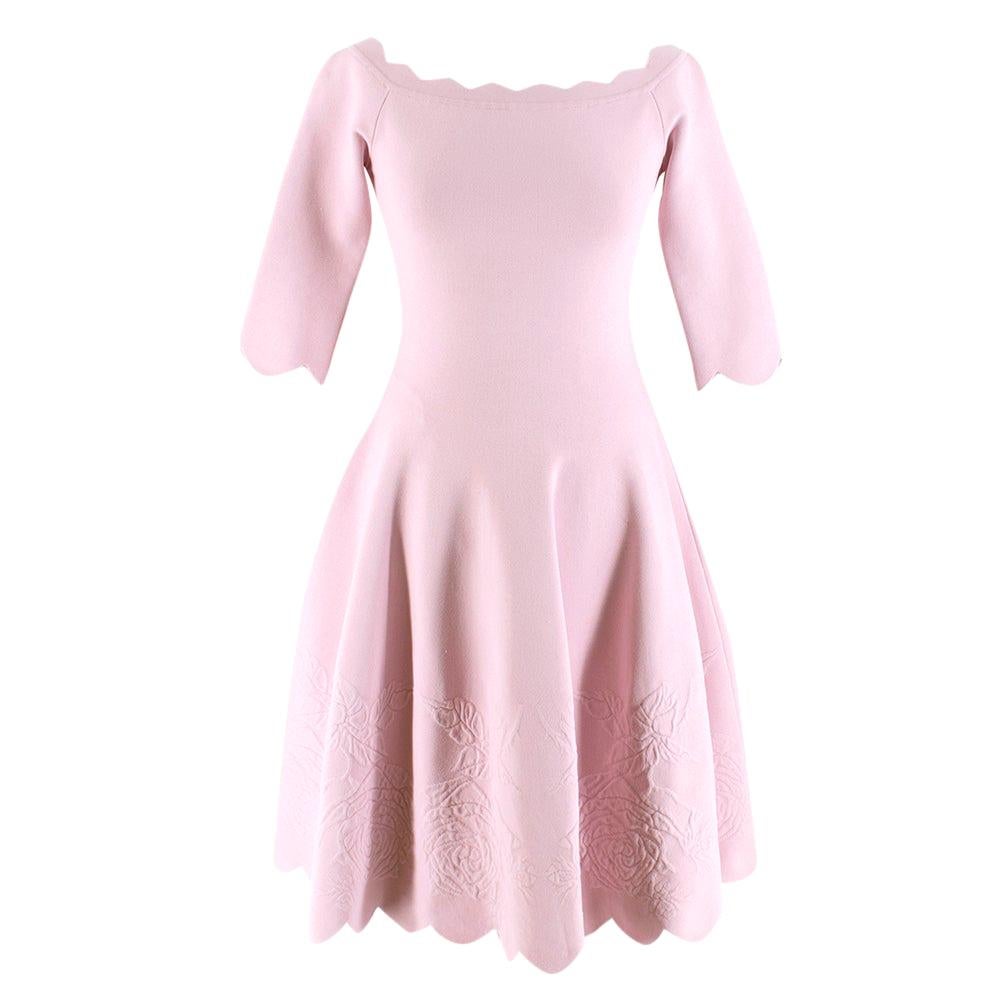 Alexander McQueen Floral Jacquard Knit Pink Scalloped Dress S For Sale