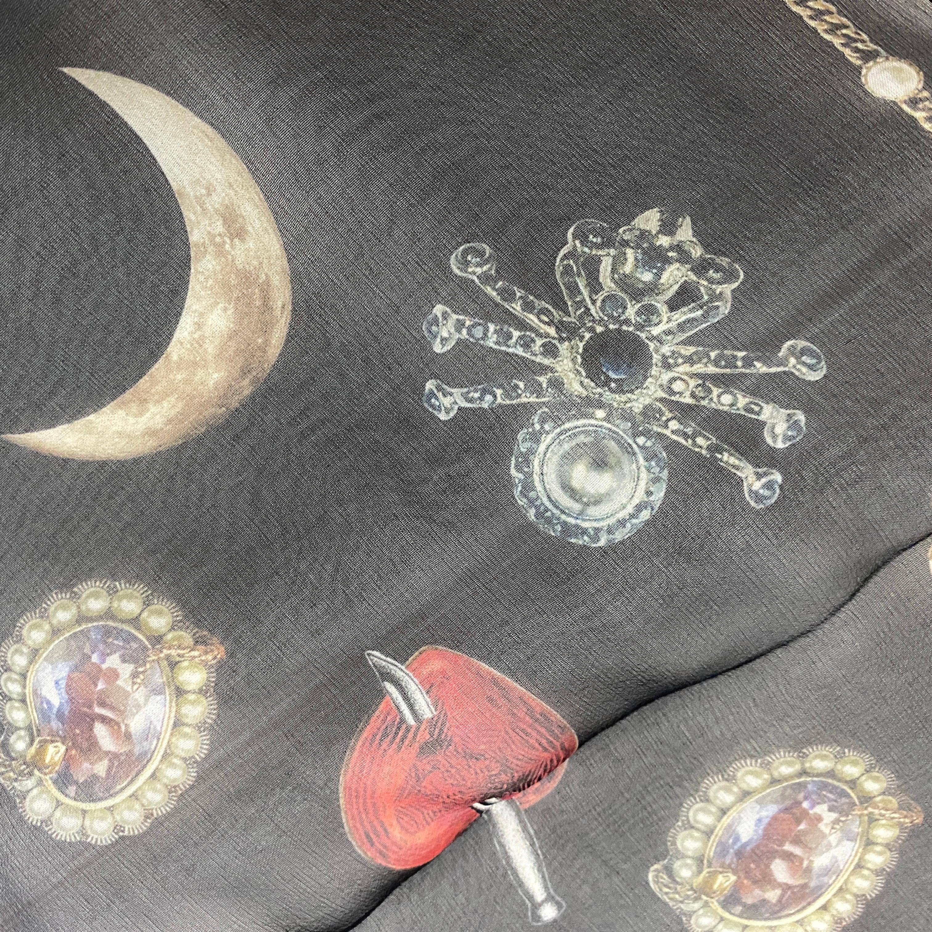Women's or Men's An Iconic Alexander McQueen Silk Scarf Made in Italy
