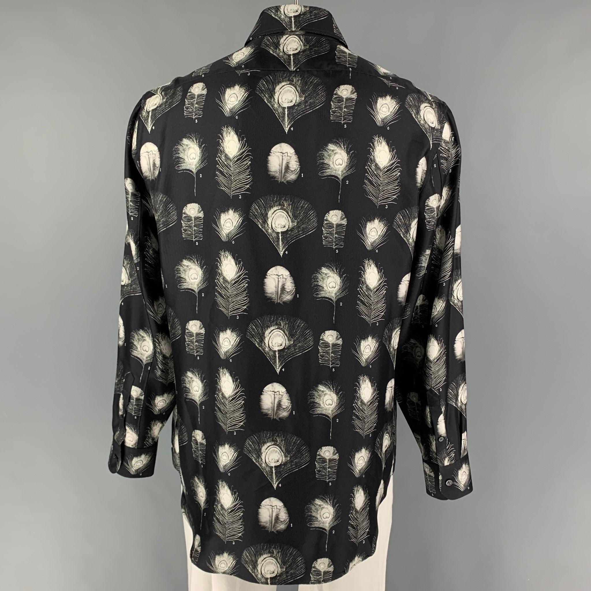 ALEXANDER MCQUEEN FW 17 Size XL White Print Silk Button Up Long Sleeve Shirt In Good Condition For Sale In San Francisco, CA
