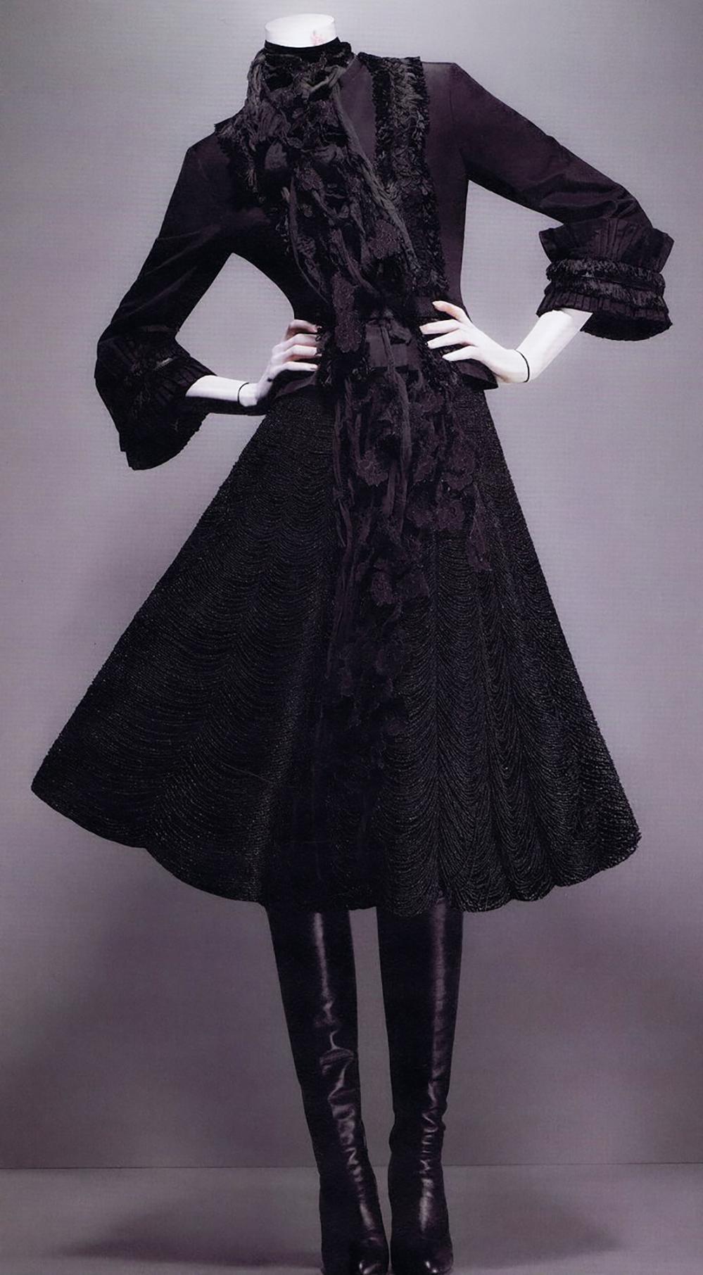 Alexander McQueen FW 2002 Black Silk Blouse Top Jacket For Sale 3