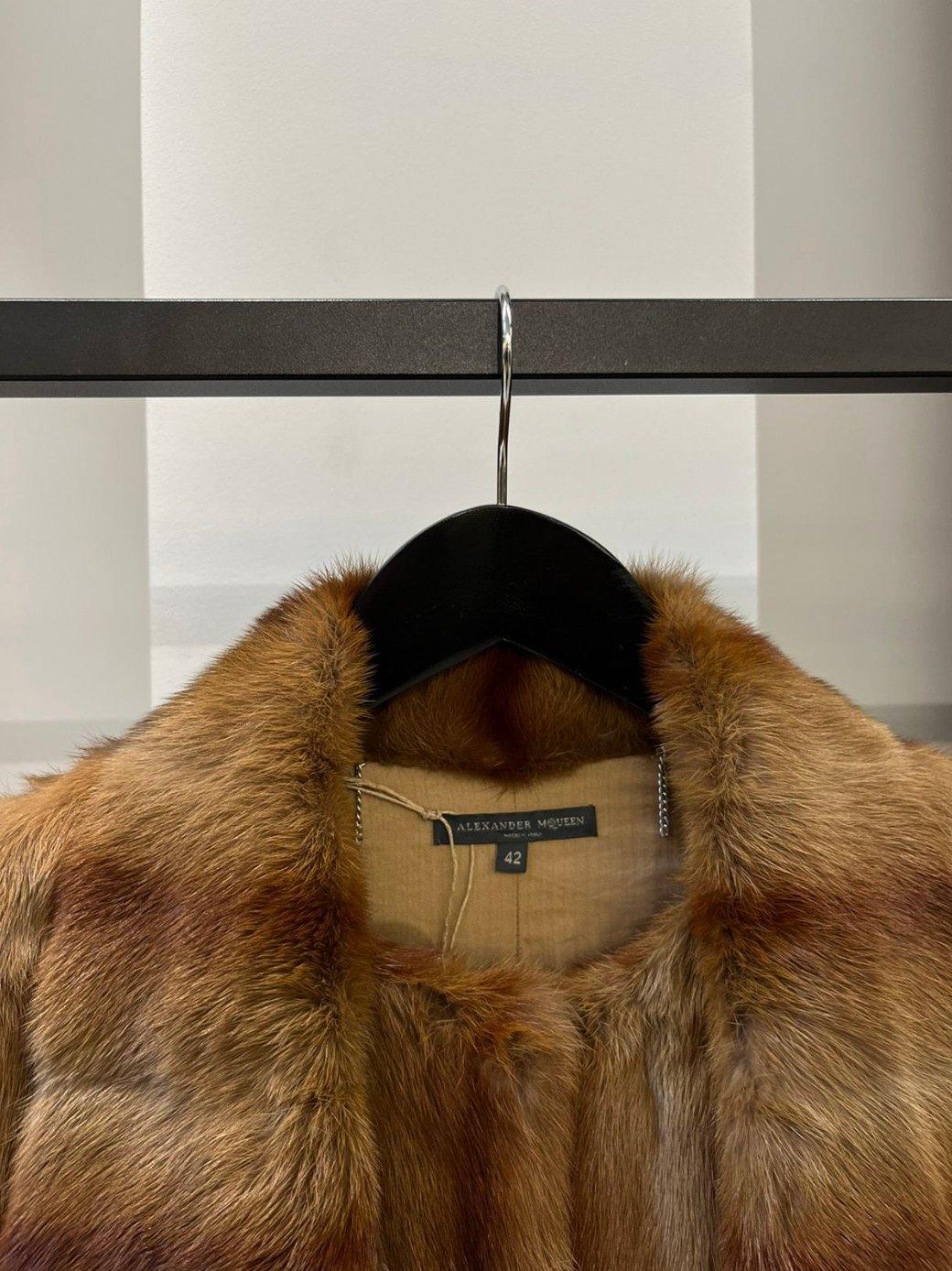 Alexander McQueen F/W 2005 Fur Shawl Coat For Sale 10