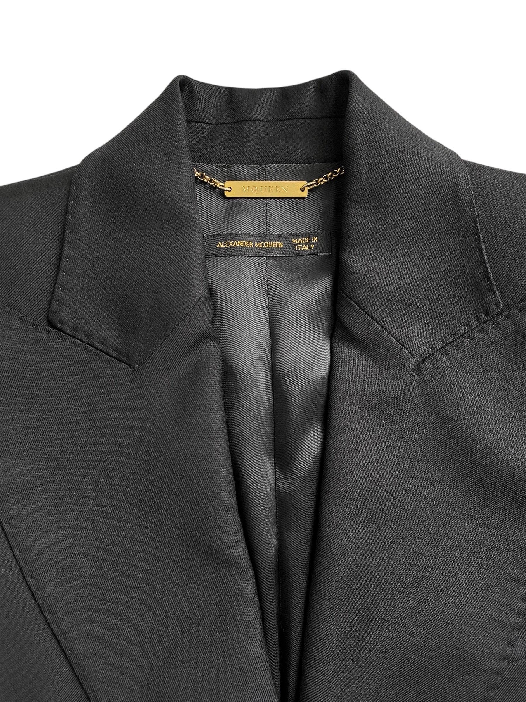 ALEXANDER MCQUEEN fw2001 