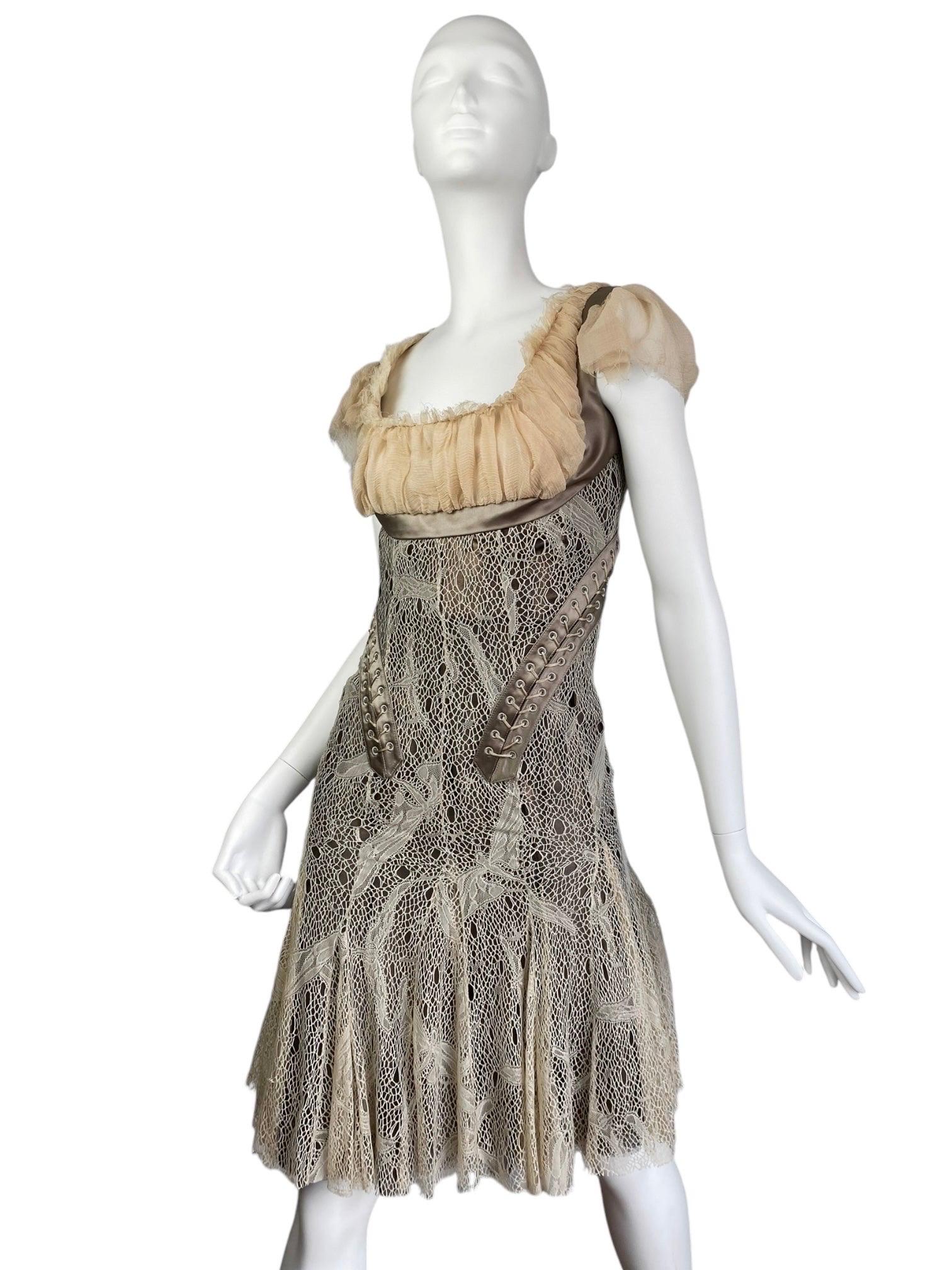 ALEXANDER MCQUEEN fw2002 « SUPERCALIFRAGILISTIC » BEIGE LACE CORSET MIDI DRESS 1