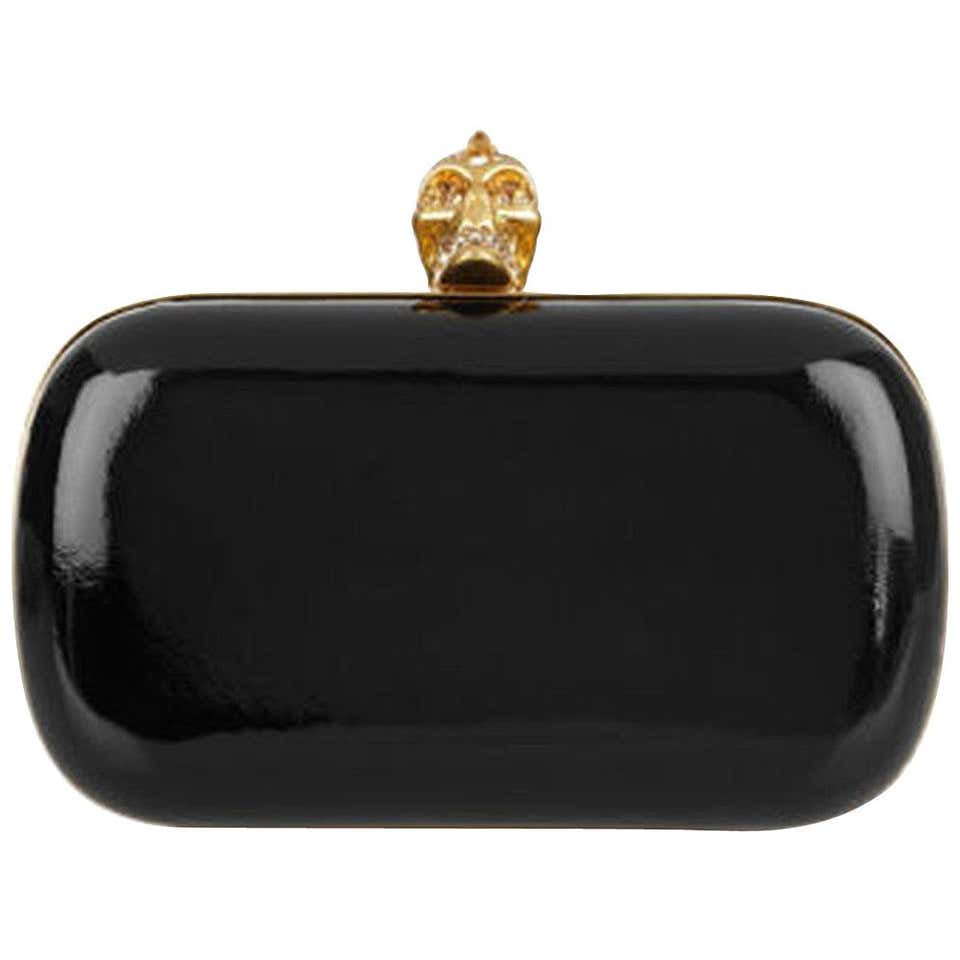 Vintage and Designer Clutches - 2,021 For Sale at 1stdibs - Page 7