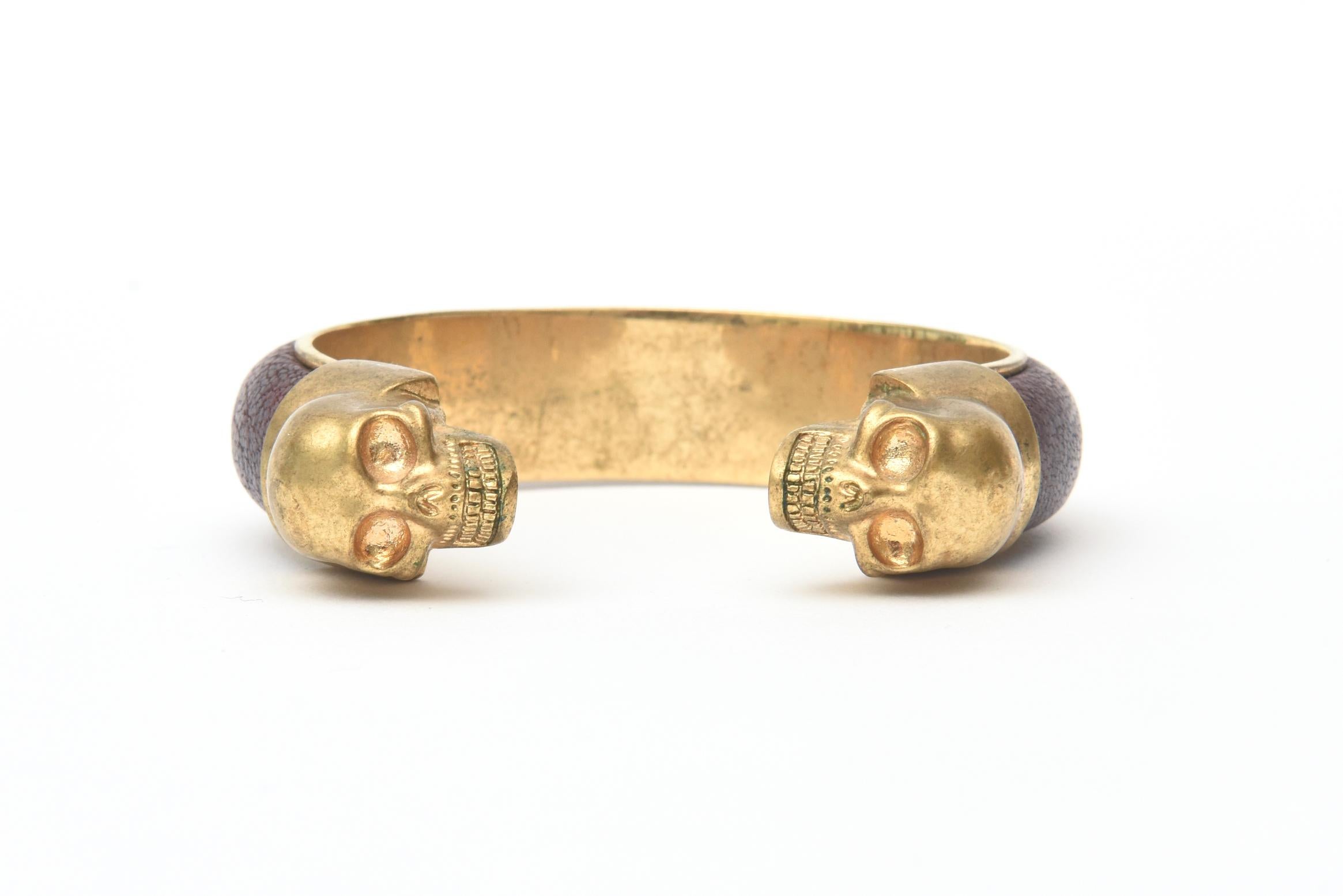 Alexander McQueen Gold Plated and Leather Skull Bracelet In Good Condition In North Miami, FL