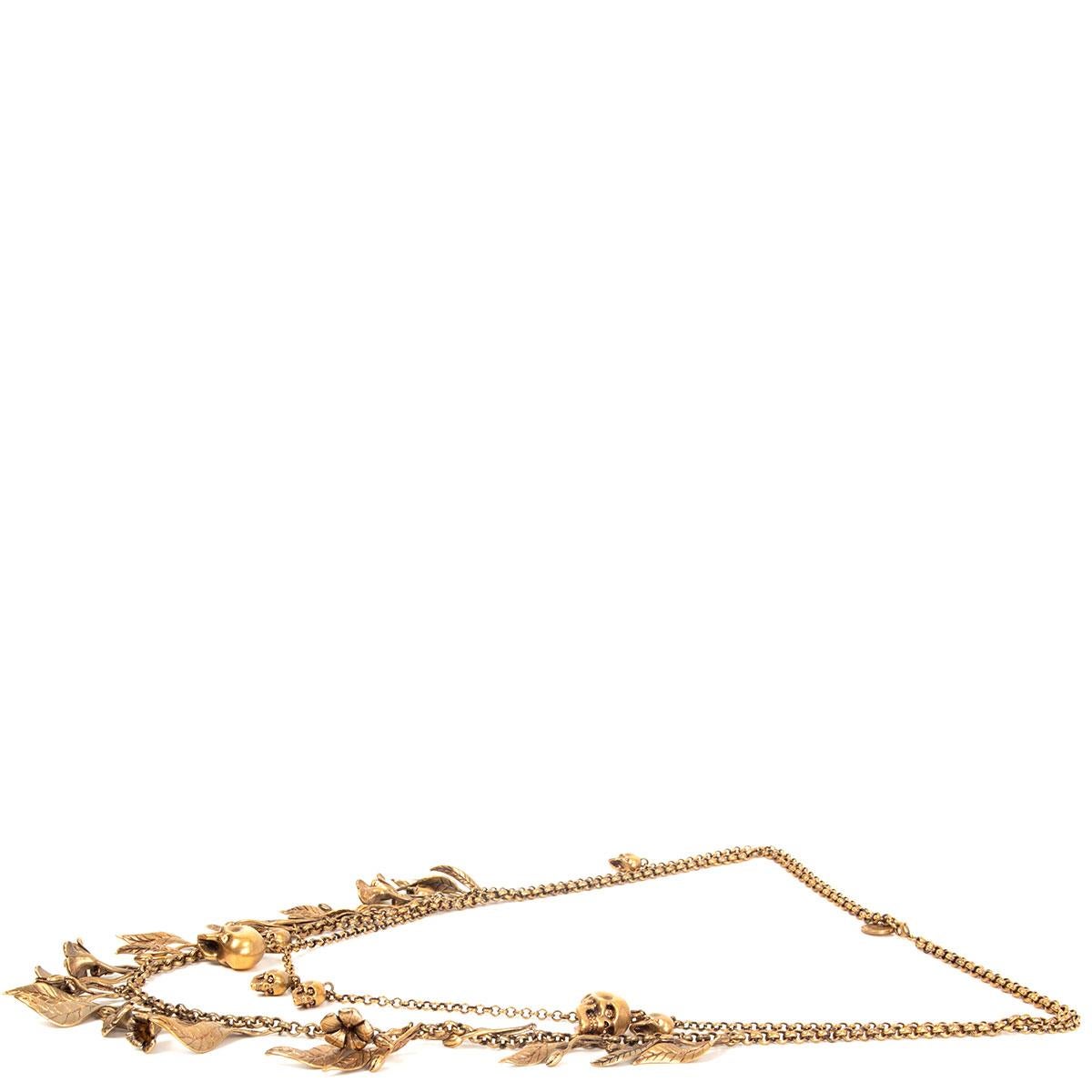ALEXANDER MCQUEEN gold-tone brass FLOWER & SKULL Chain Necklace In Excellent Condition In Zürich, CH
