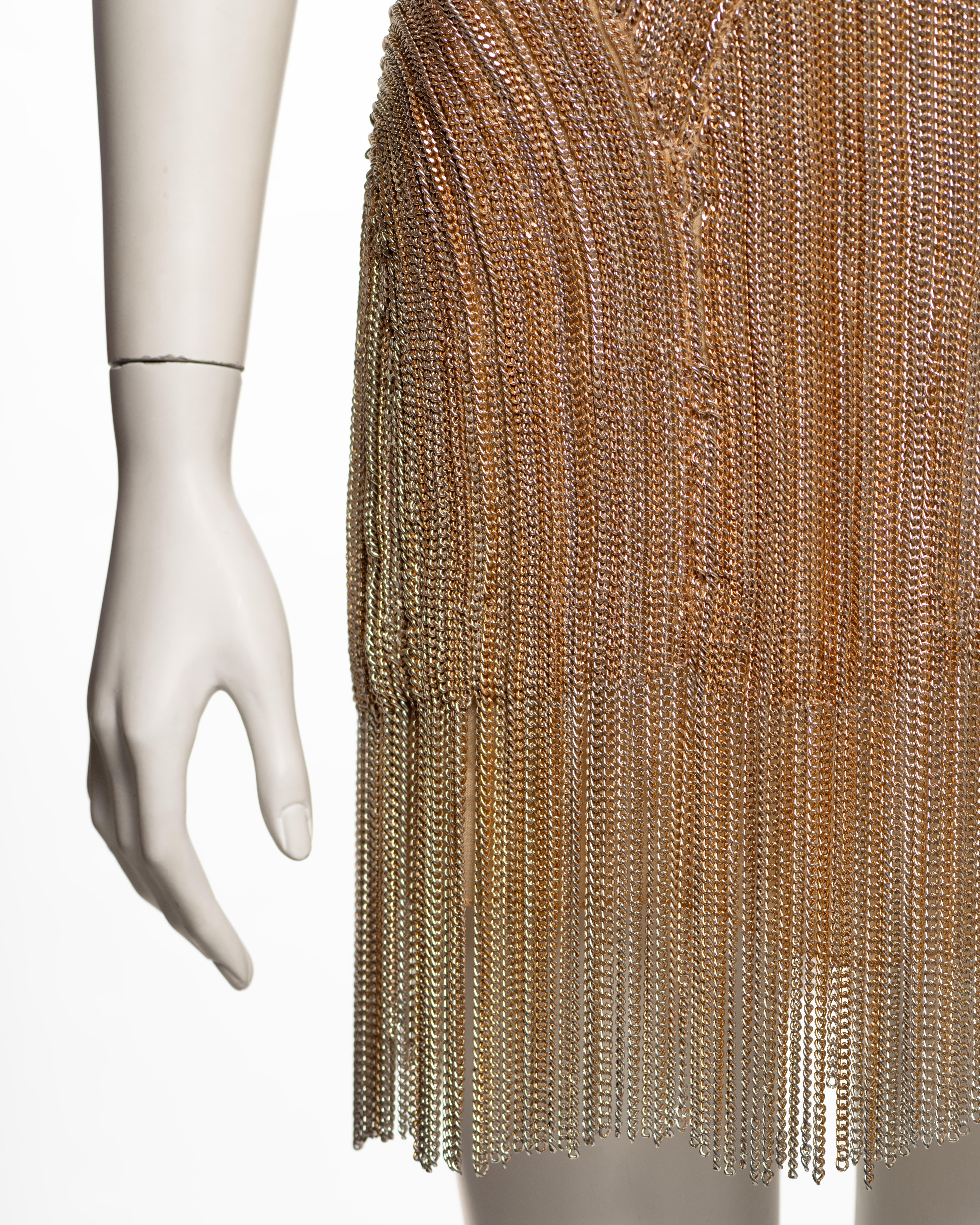 Mini abito con catena dorata di Alexander McQueen, SS 2006 in vendita 2