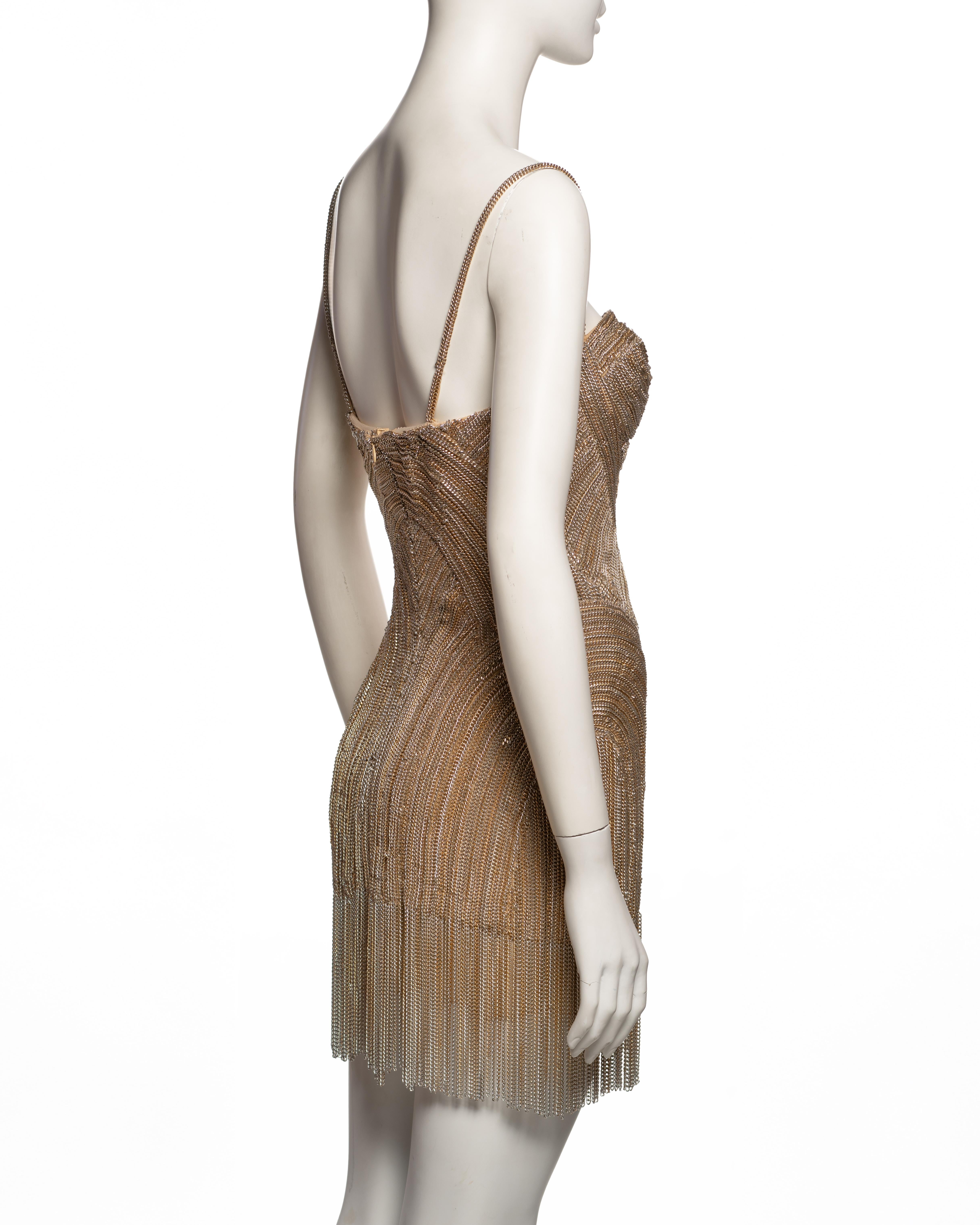 Mini abito con catena dorata di Alexander McQueen, SS 2006 in vendita 6