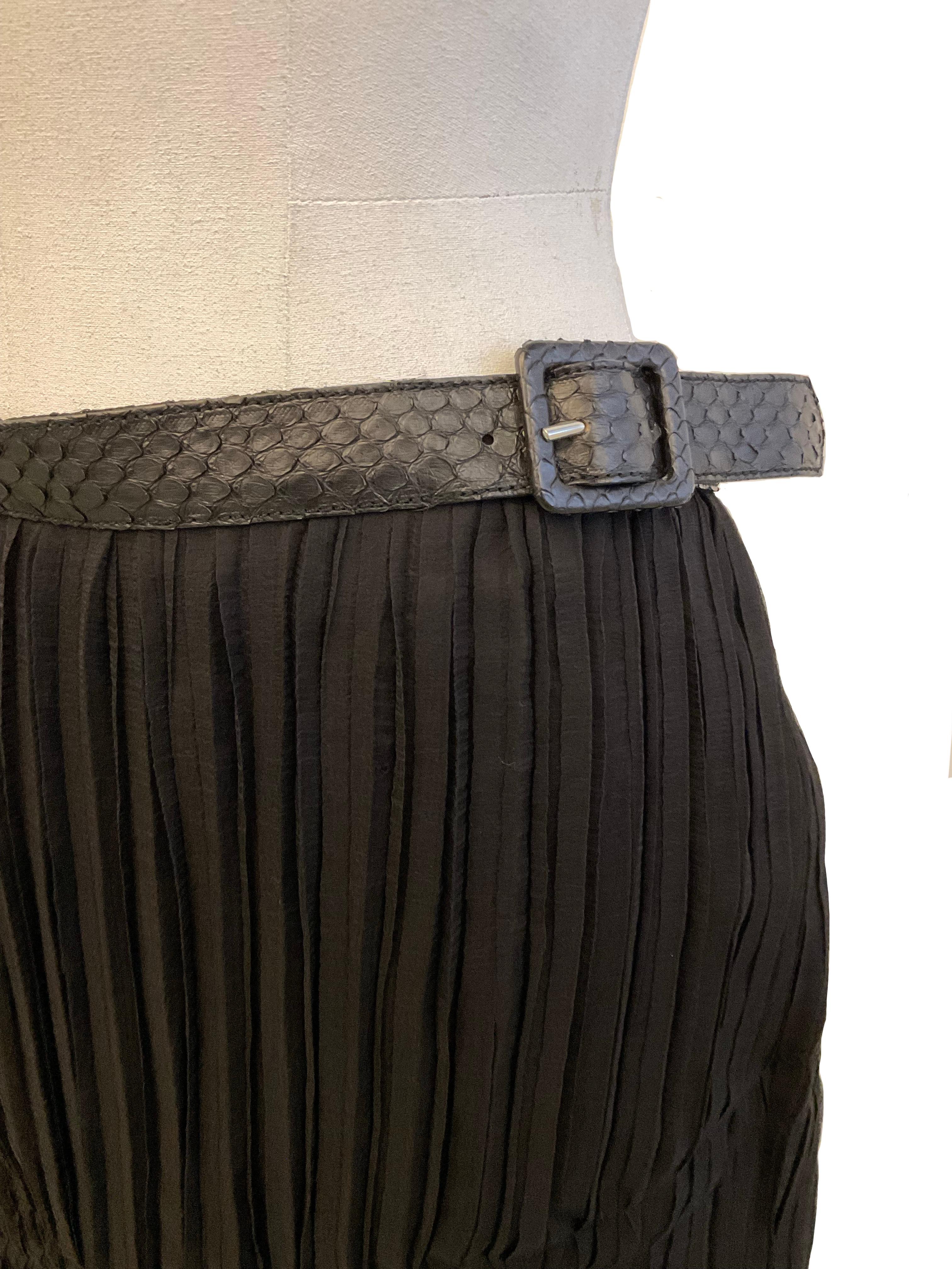 Women's ALEXANDER McQUEEN Black silk balloon skirt with python belt For Sale