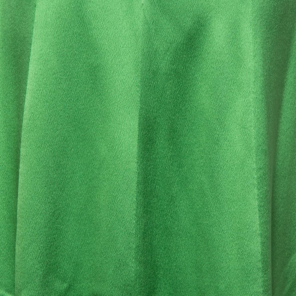 Alexander McQueen Green Silk Satin Sleeveless Shift Dress M In Good Condition For Sale In Dubai, Al Qouz 2