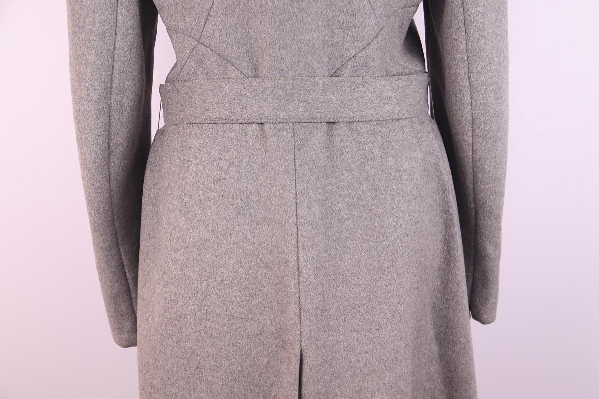 Women's Alexander McQueen Grey Cashmere Coat For Sale