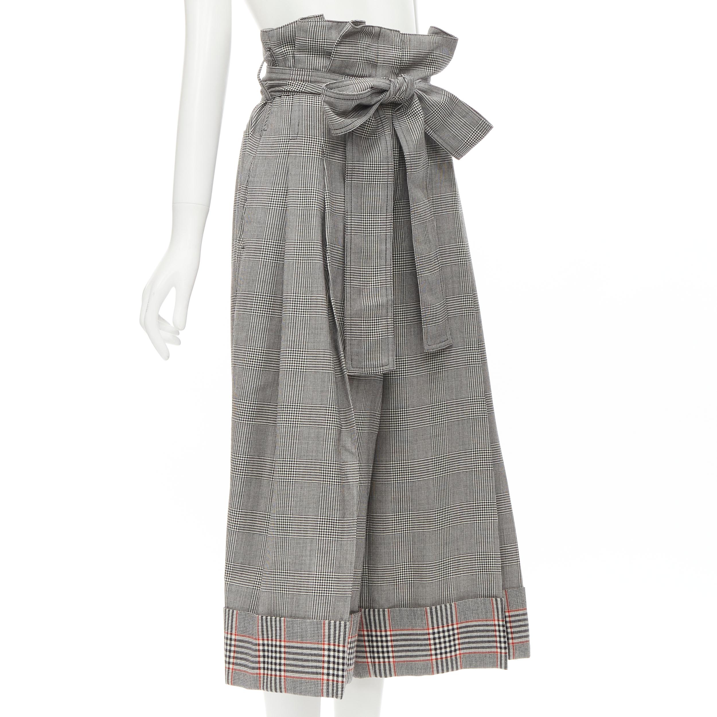 Gray ALEXANDER MCQUEEN grey checked wool paperbag waist cuffed pants IT40 S For Sale