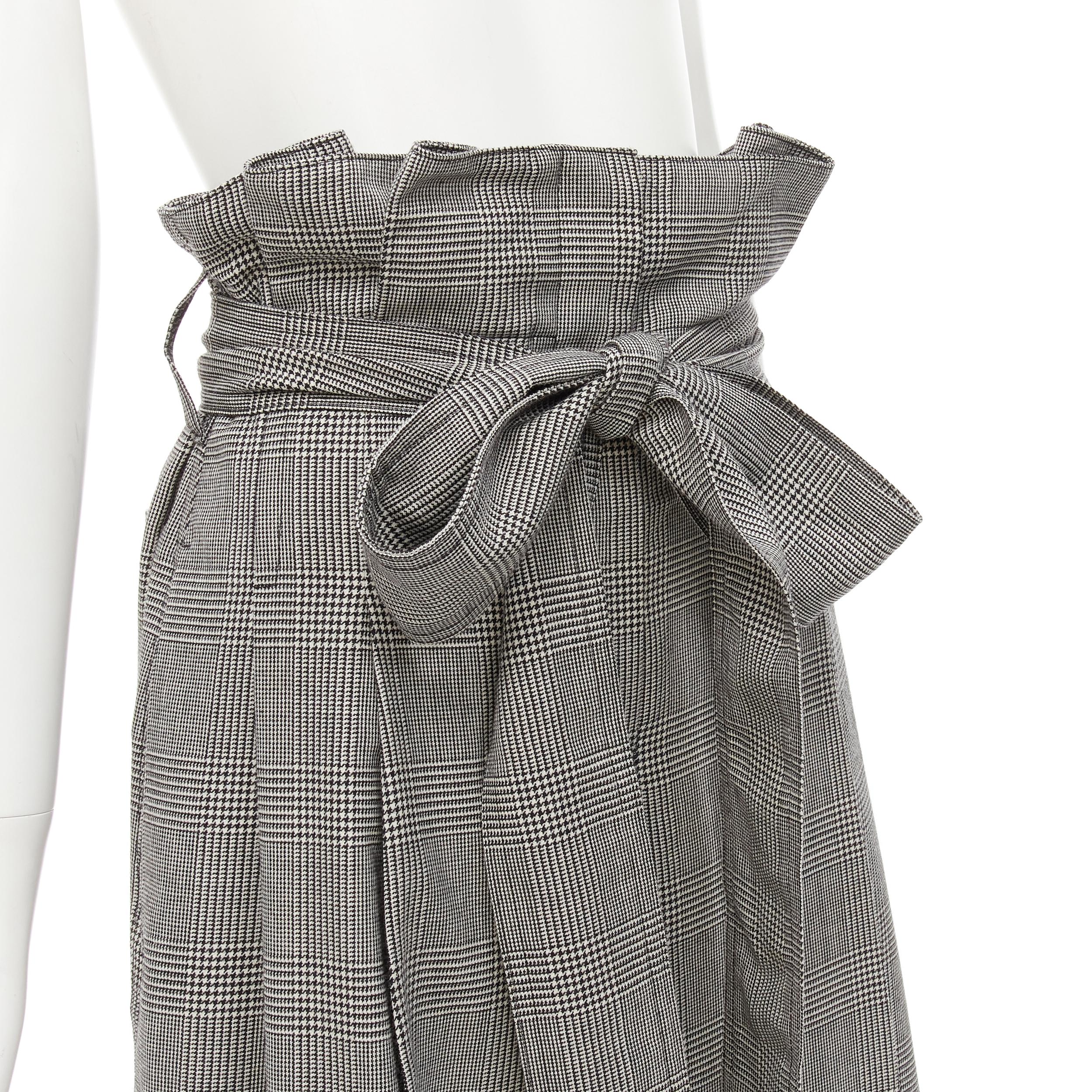 ALEXANDER MCQUEEN grey checked wool paperbag waist cuffed pants IT40 S For Sale 2