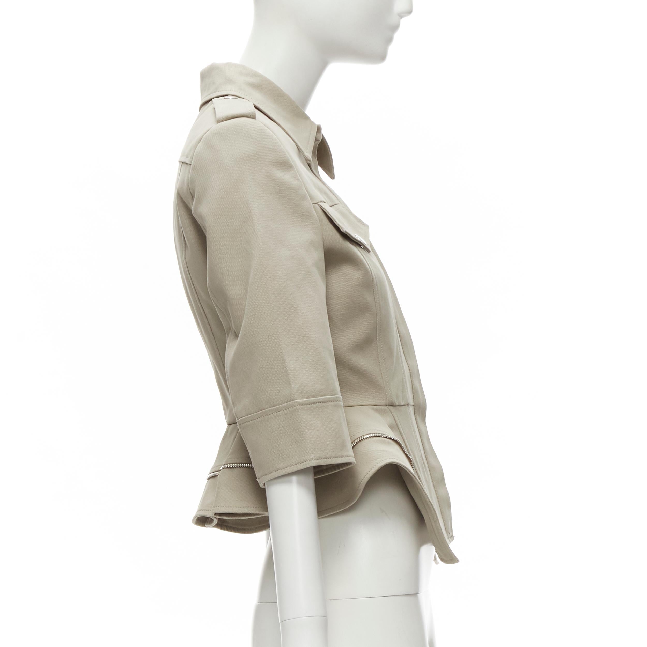 ALEXANDER MCQUEEN grey cotton fitted zipper trim peplum utility jacket IT38 XS In Excellent Condition For Sale In Hong Kong, NT