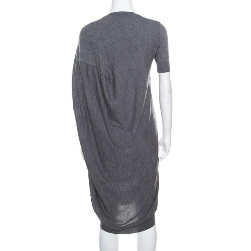 Alexander McQueen Grey Melange Wool Asymmetric Sleeve Oversized Shift Dress S In Excellent Condition For Sale In Dubai, Al Qouz 2