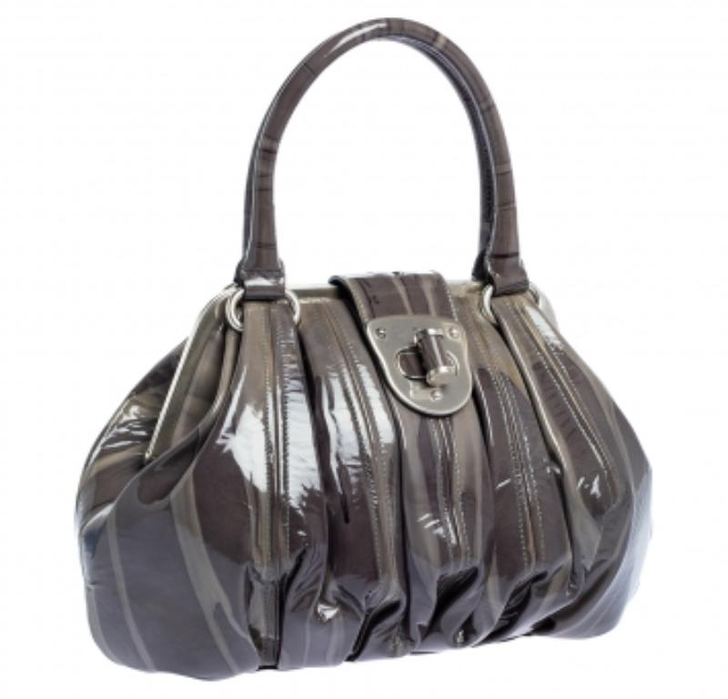 Alexander McQueen Grey Patent Leather Elvie Satchel For Sale 1
