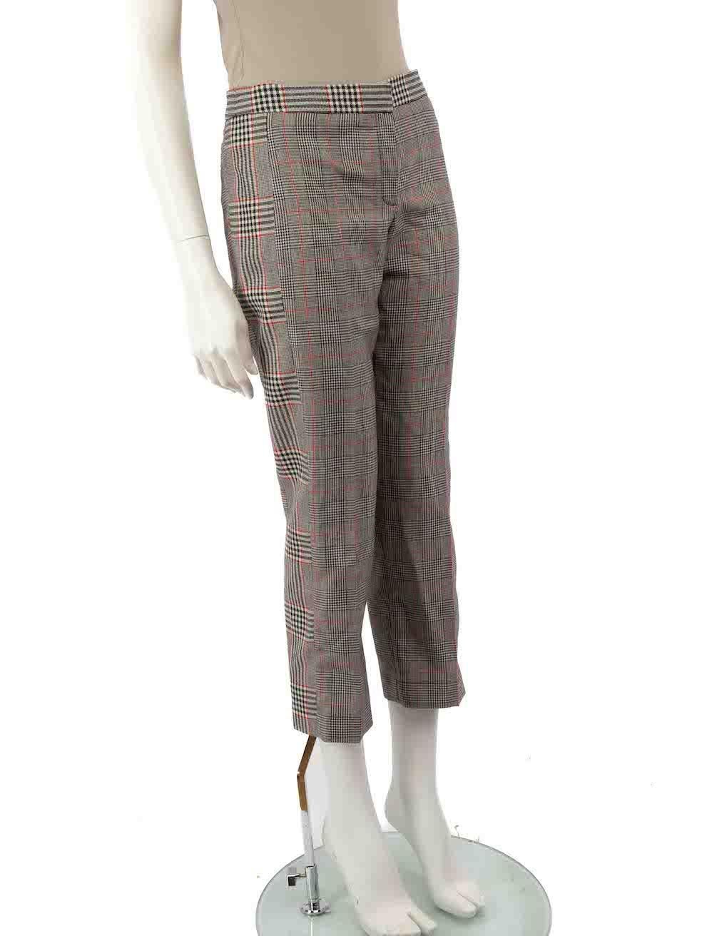 CONDITION is Very good. Minimal wear to trousers is evident. Minimal discolouration to lining of waistband. A tiny cut to the brand label on this used Alexander McQueen designer resale item.
 
 
 
 Details
 
 
 Grey
 
 Wool
 
 Trousers
 
 Plaid