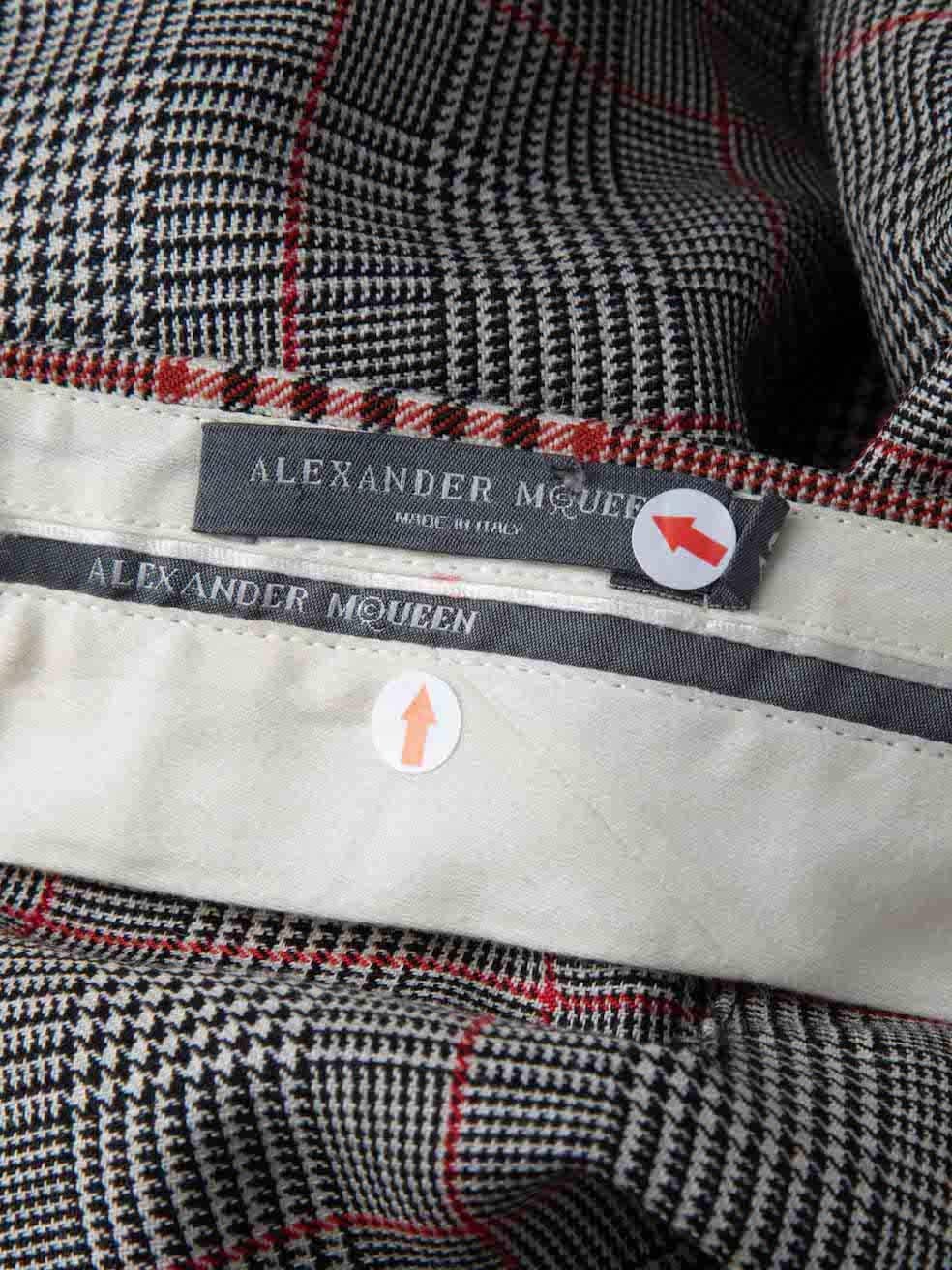 Women's Alexander McQueen Grey Plaid Tapered Trousers Size M For Sale