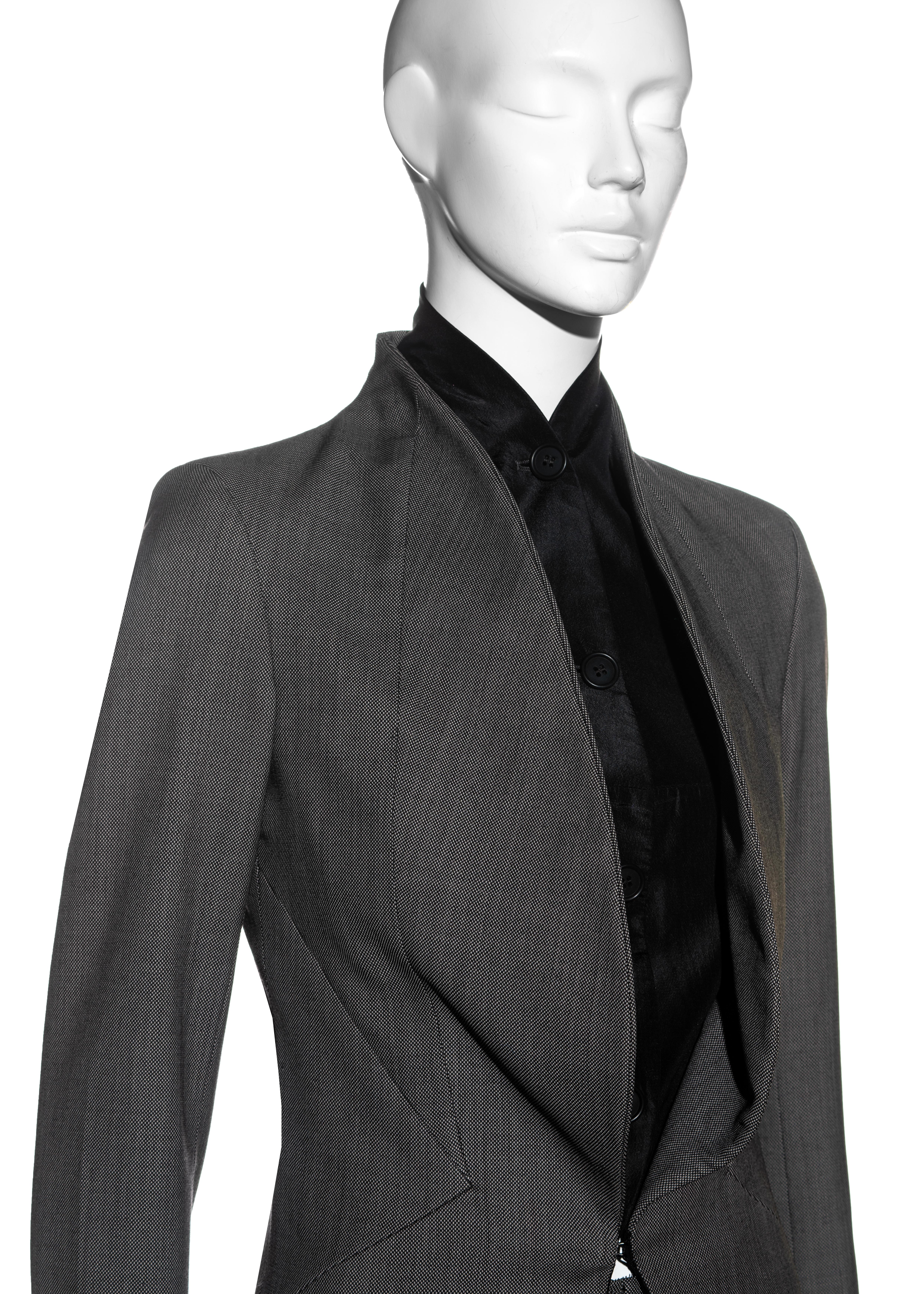 Alexander McQueen grey wool structured pant suit, fw 2000 In Excellent Condition For Sale In London, GB