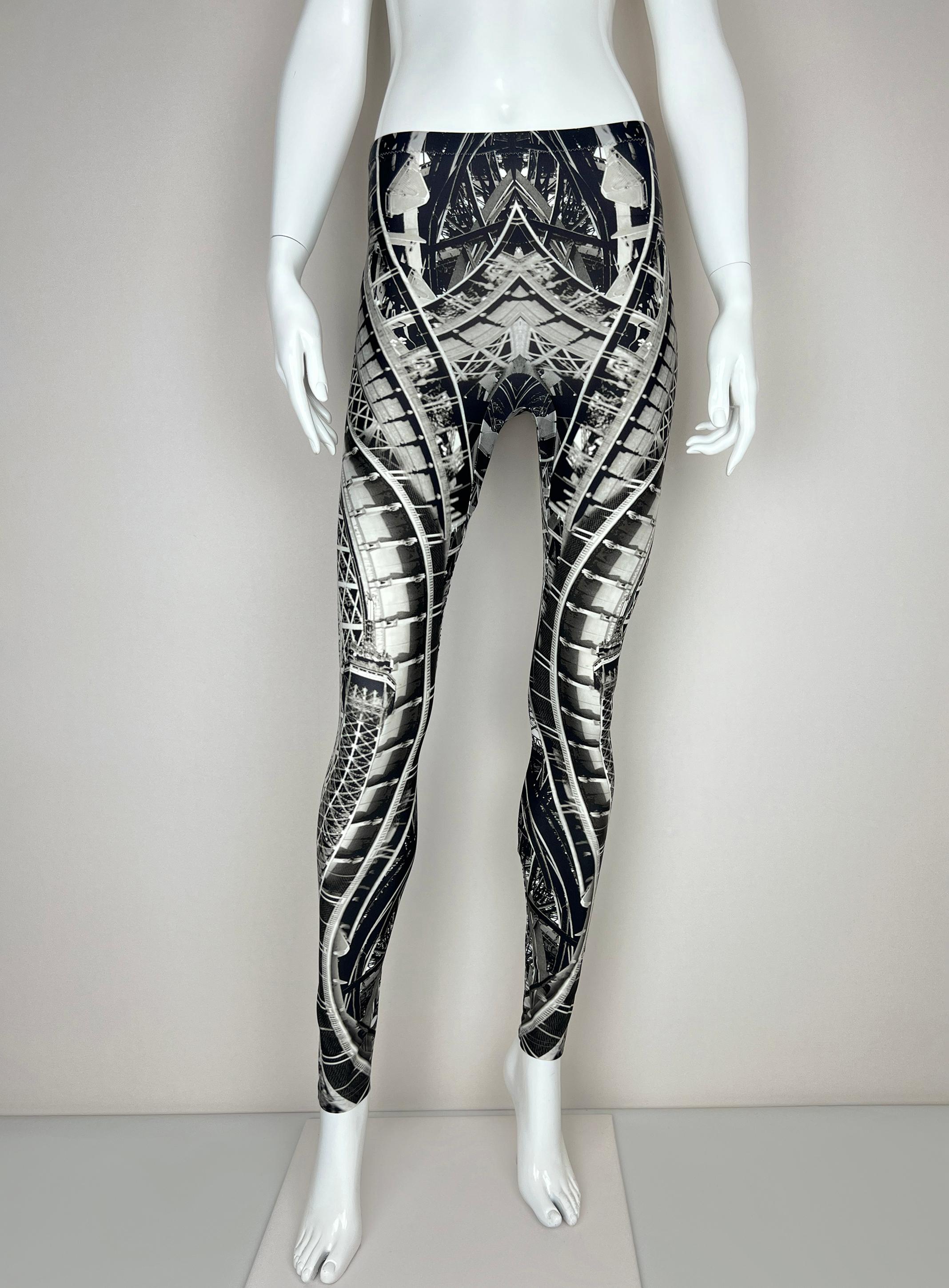 Alexander McQueen iconic leggings S/S 2009 Natural Dis-tinction Eiffel tower For Sale 12