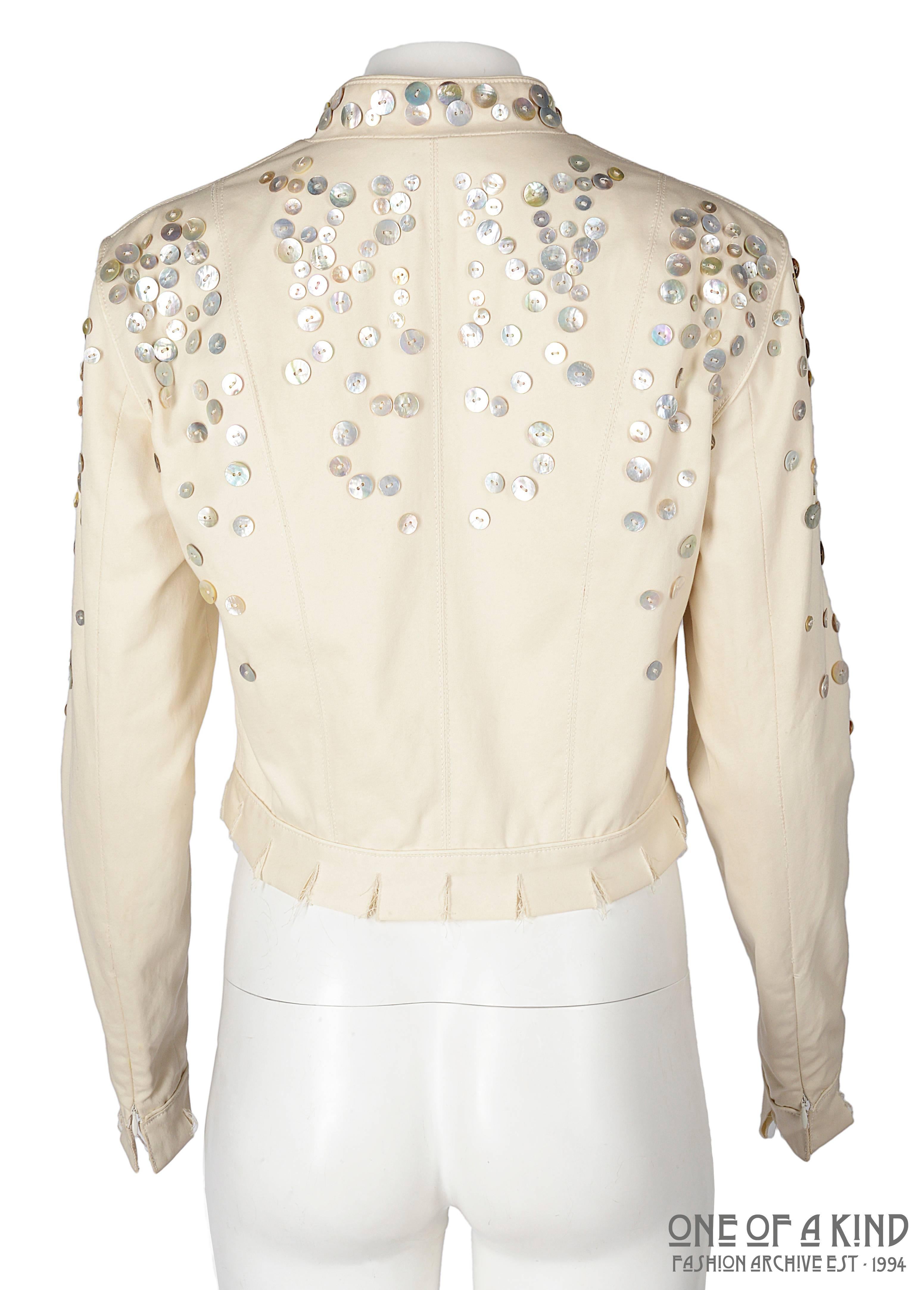 Beige Alexander McQueen ivory cotton jacket with decorative pearl buttons, SS 2003 For Sale
