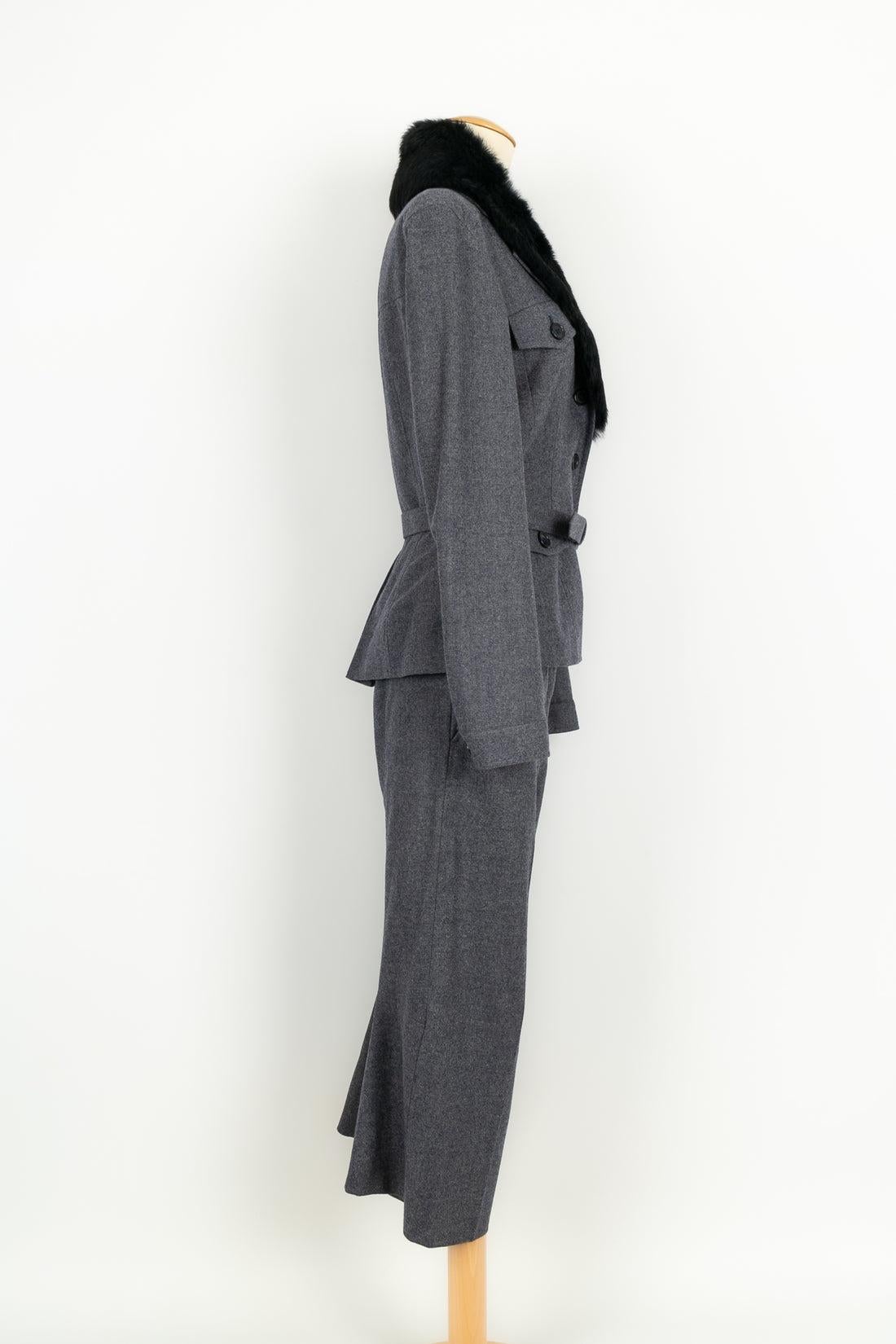 Alexander McQueen Jacket, Skirt and Wool Pants 3 Pieces Set In Excellent Condition For Sale In SAINT-OUEN-SUR-SEINE, FR