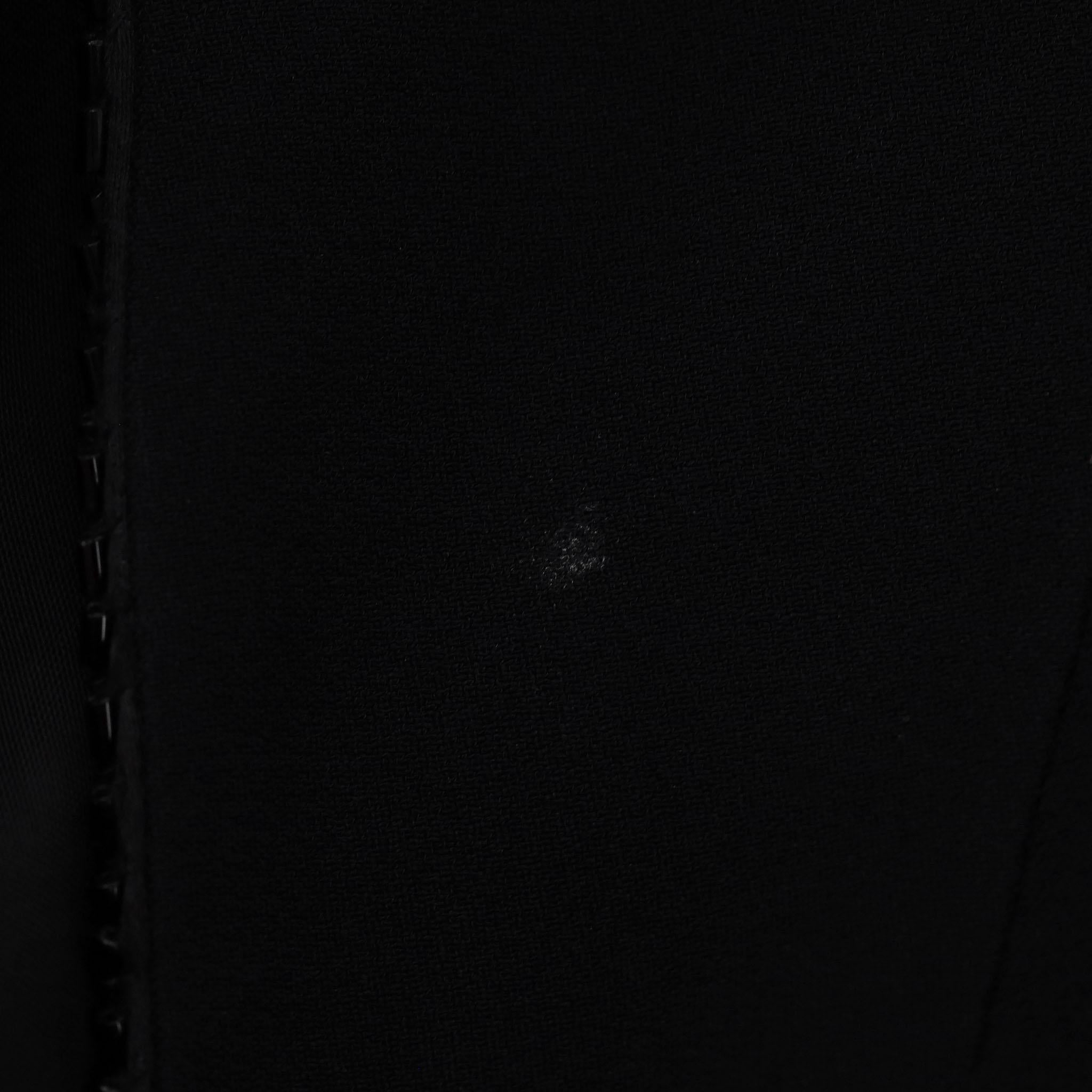 Alexander McQueen Jacket With Beaded Lapels For Sale 3