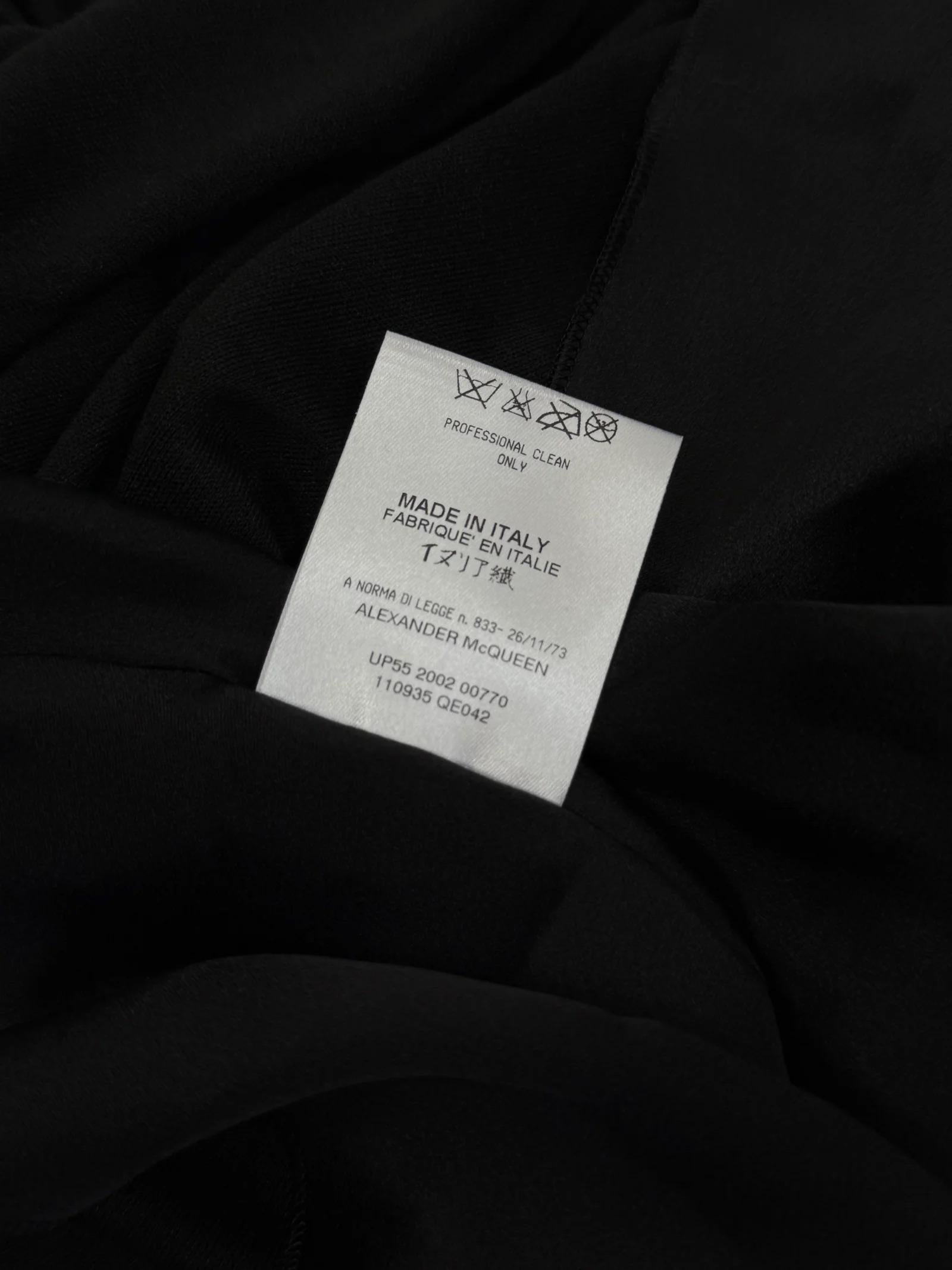 Alexander McQueen Jersey Dress w Leather Collar, 2002 For Sale 5