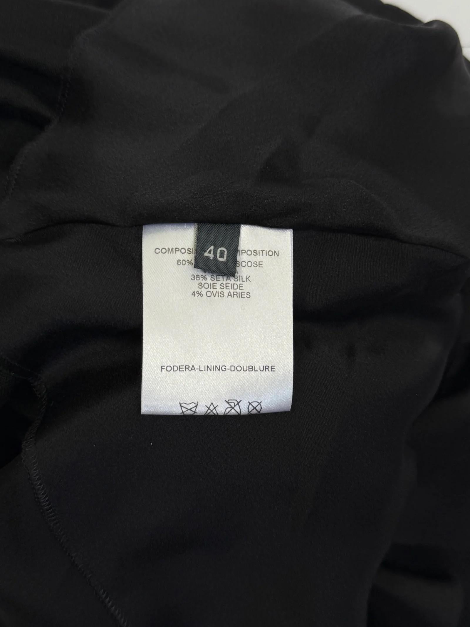 Alexander McQueen Jersey Dress w Leather Collar, 2002 For Sale 4