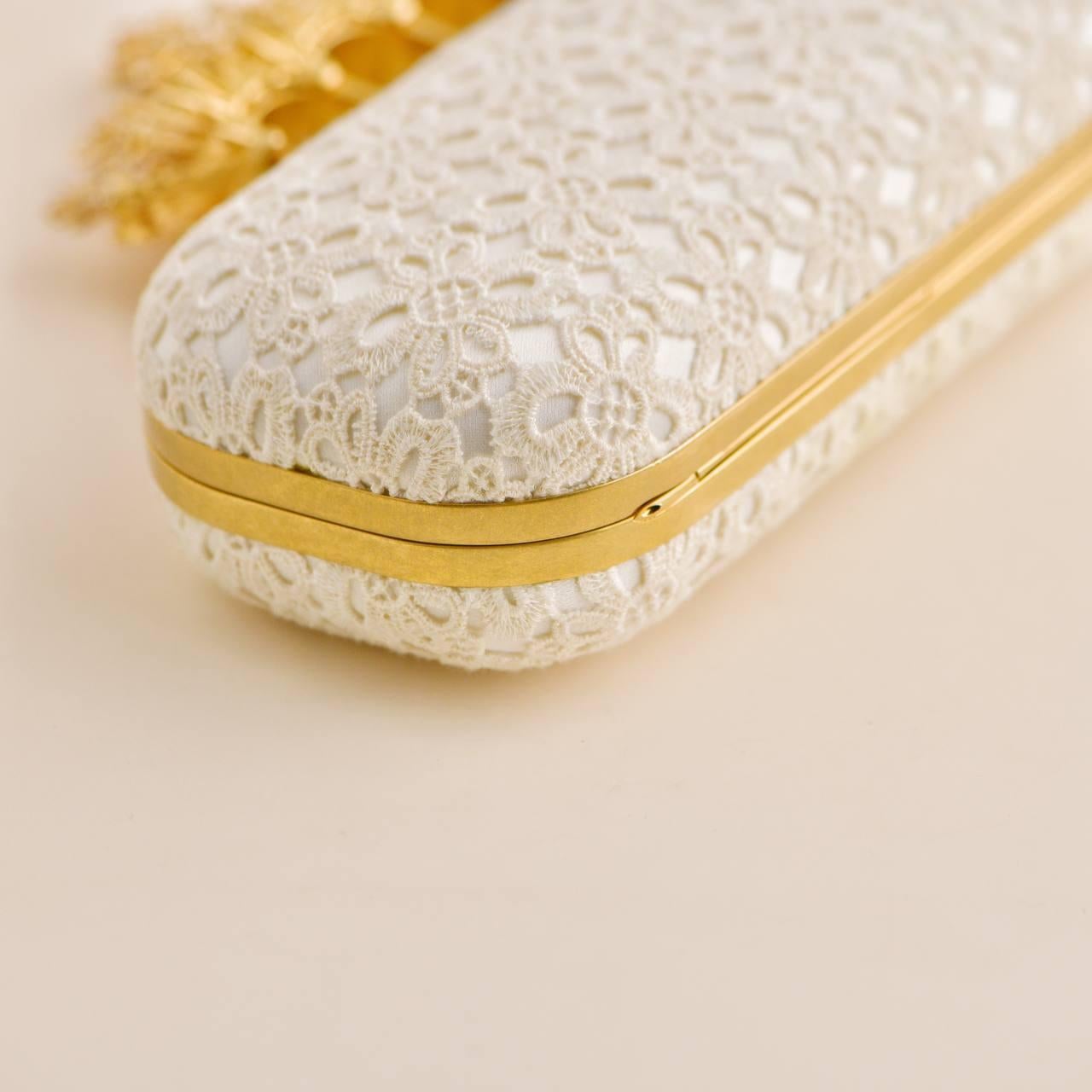 Alexander McQueen Knuckle Lace Leather Clutch Bag In Excellent Condition In Banbury, GB