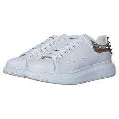 Alexander McQueen, baskets oversize Larry