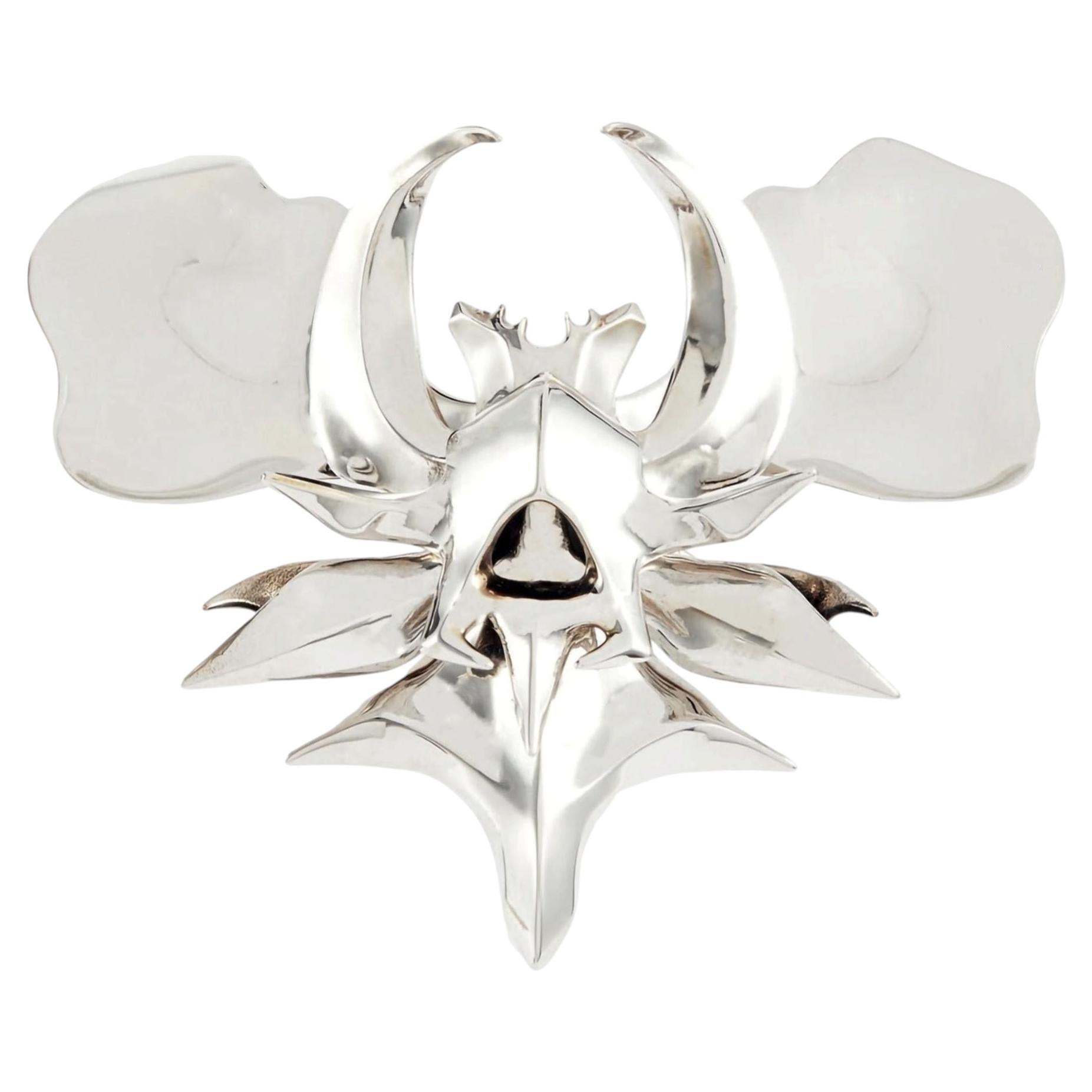 Alexander McQueen Layered Moth Statement Ring im Angebot