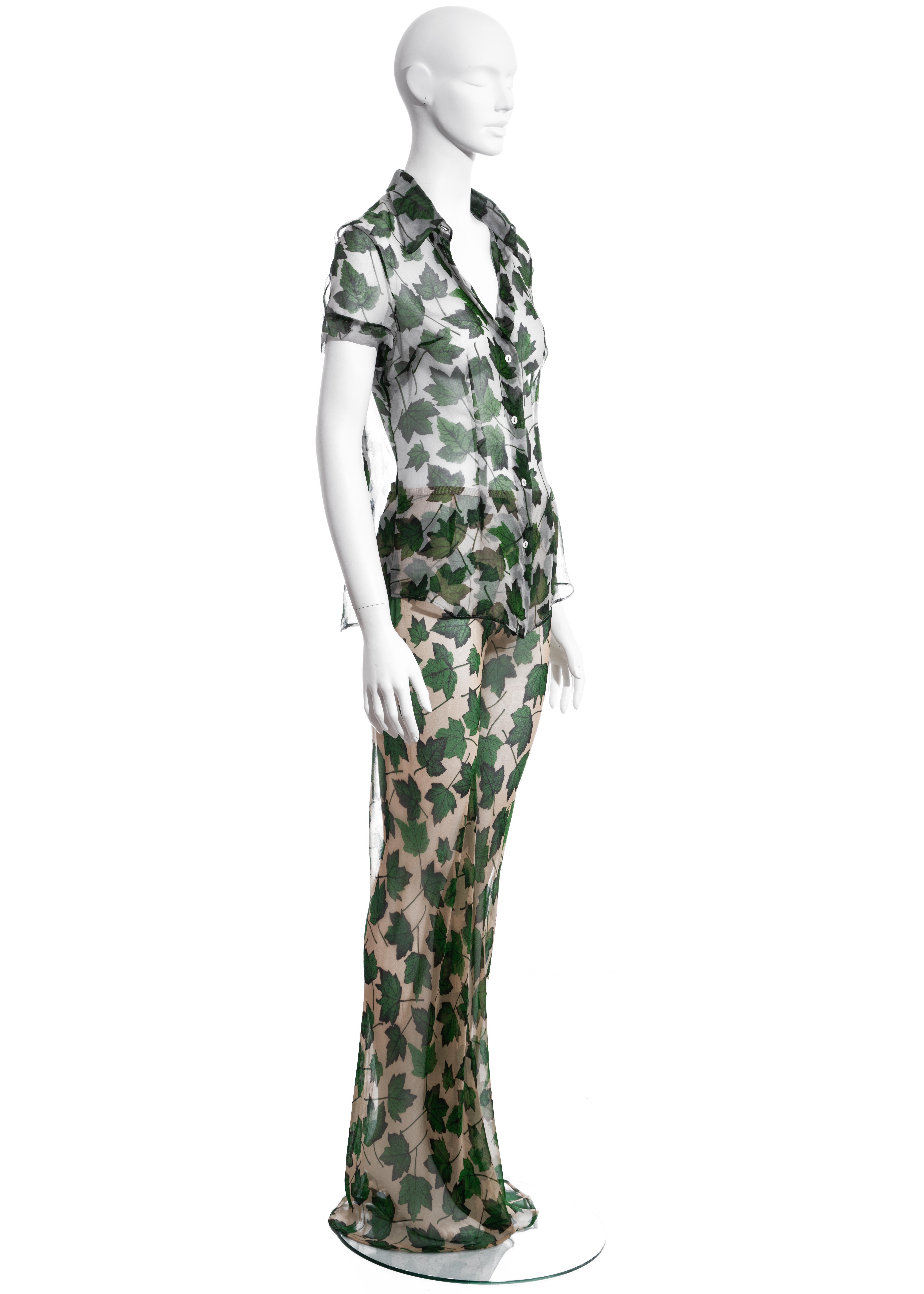 Dolce & Gabbana leaf print silk chiffon blouse and pants set, ss 1997 In Excellent Condition For Sale In London, GB