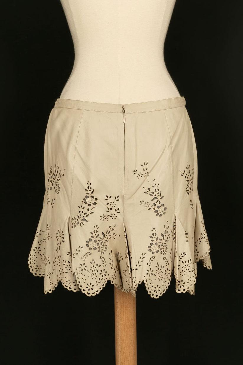 Alexander McQueen Leather Skirt and Laser Cut Work In Excellent Condition For Sale In SAINT-OUEN-SUR-SEINE, FR