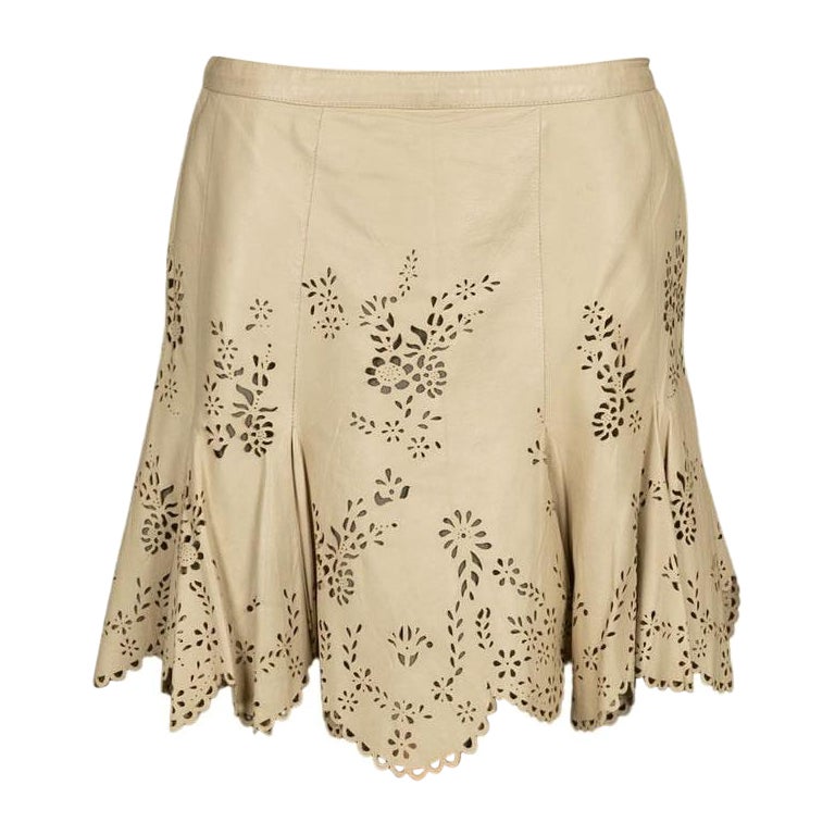 Alexander McQueen Falda de cuero y trabajo de corte láser